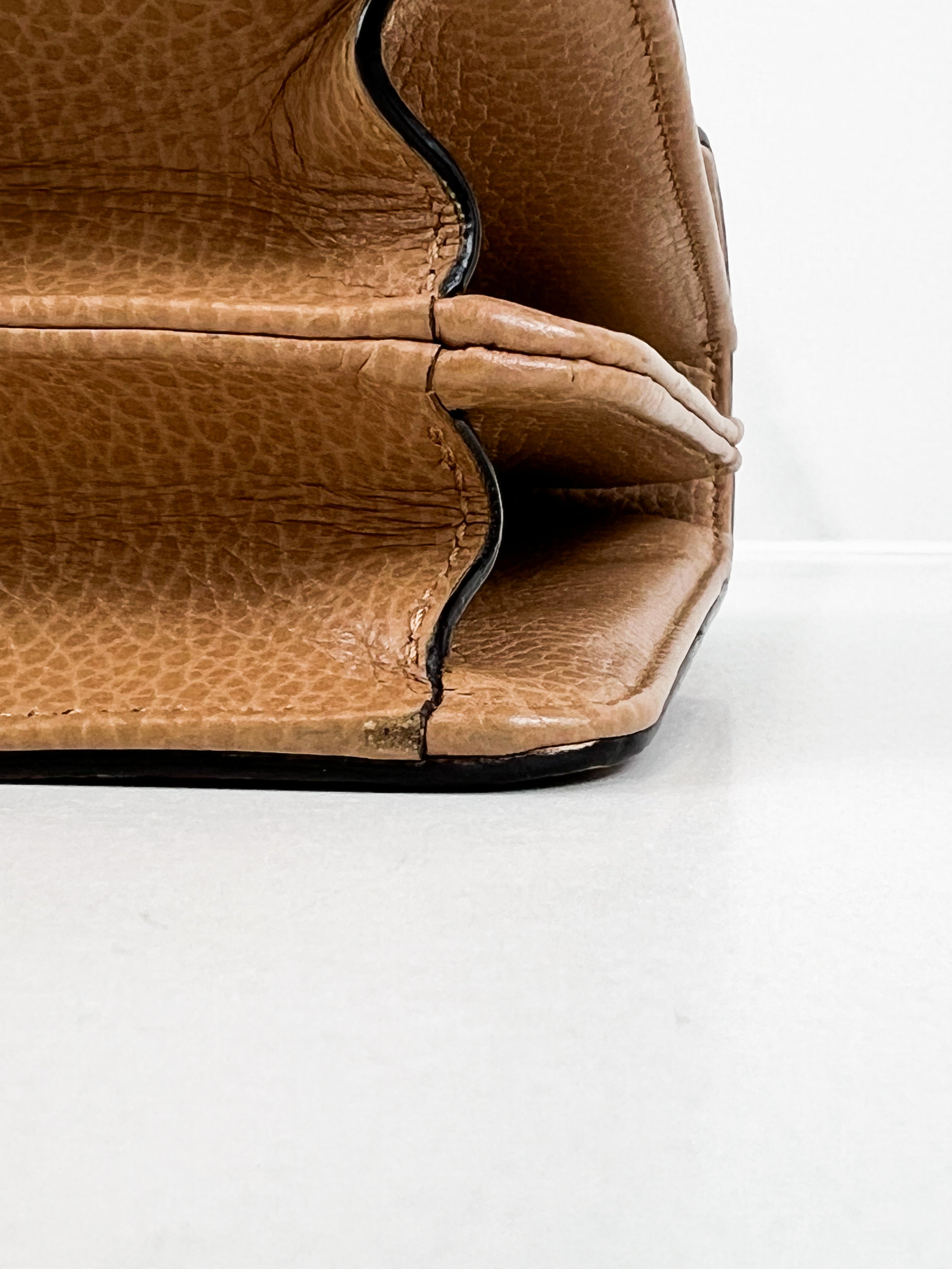 Gucci GG Interlocking Small Leather Shoulder Bag in Beige