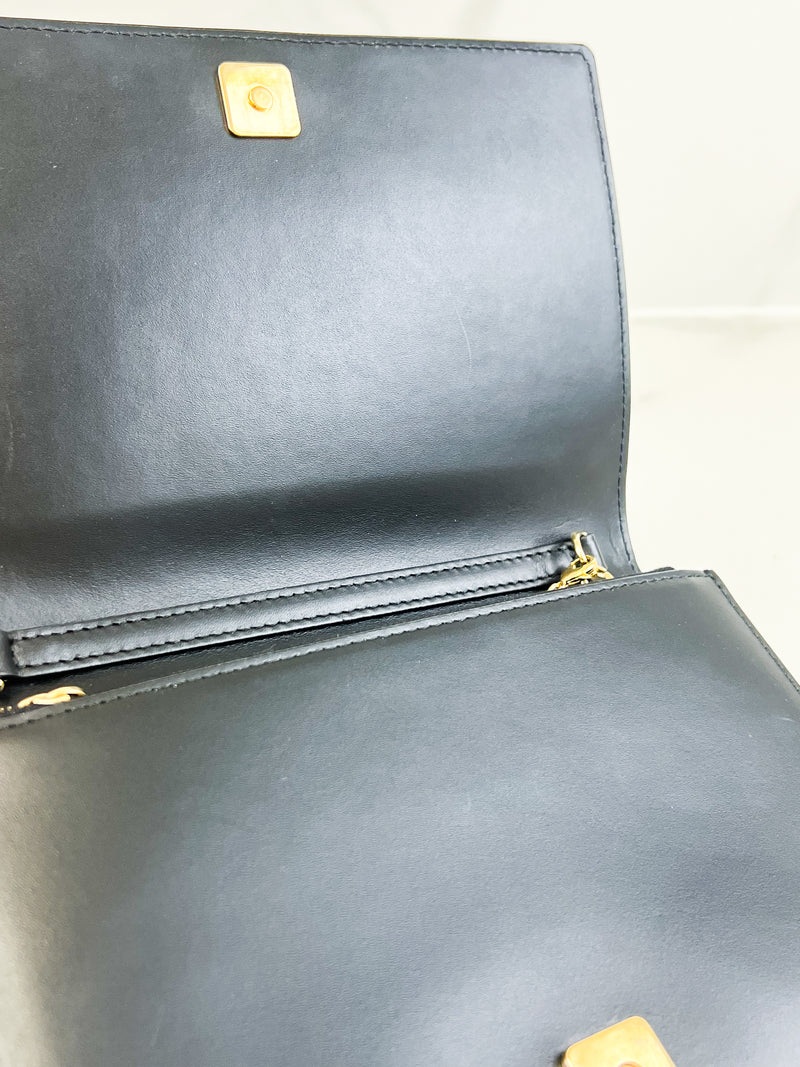 Fendi F Wallet on Chain