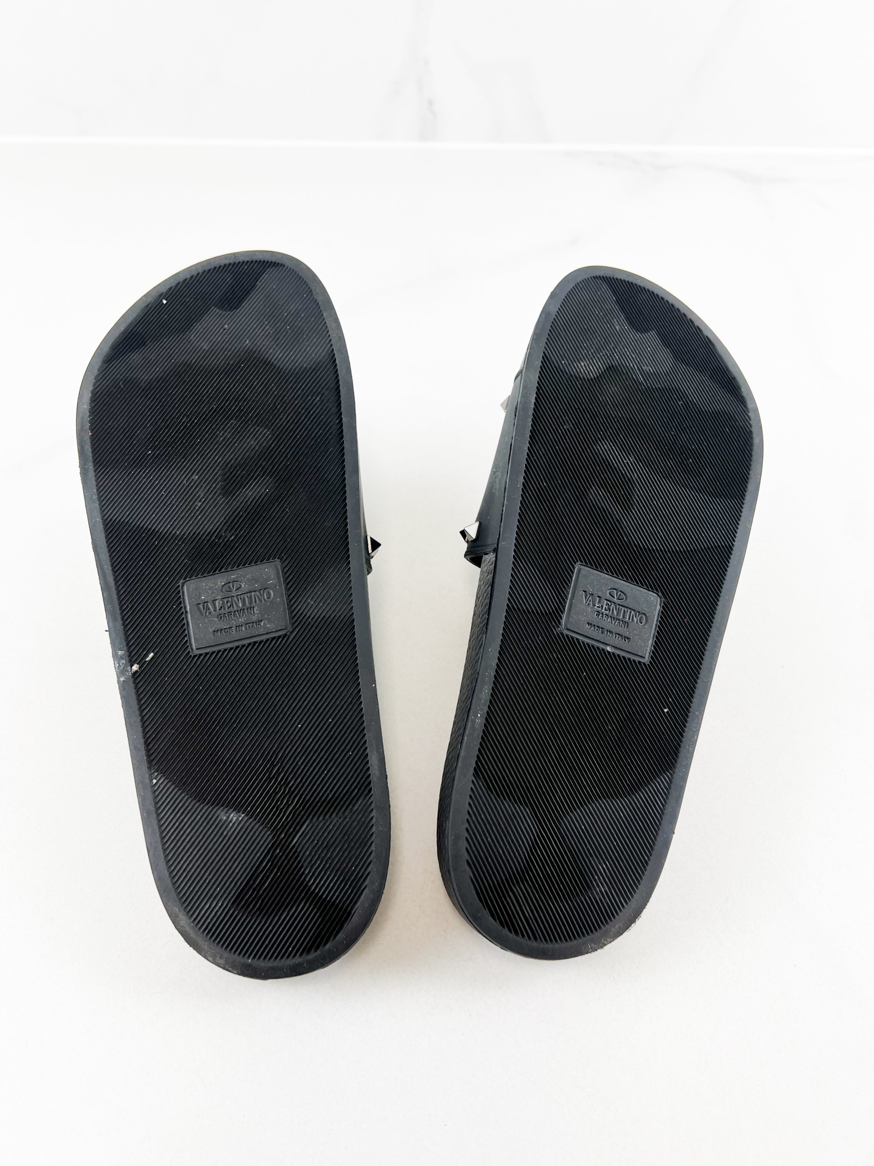 Valentino Men Rockstud Slides Size 42