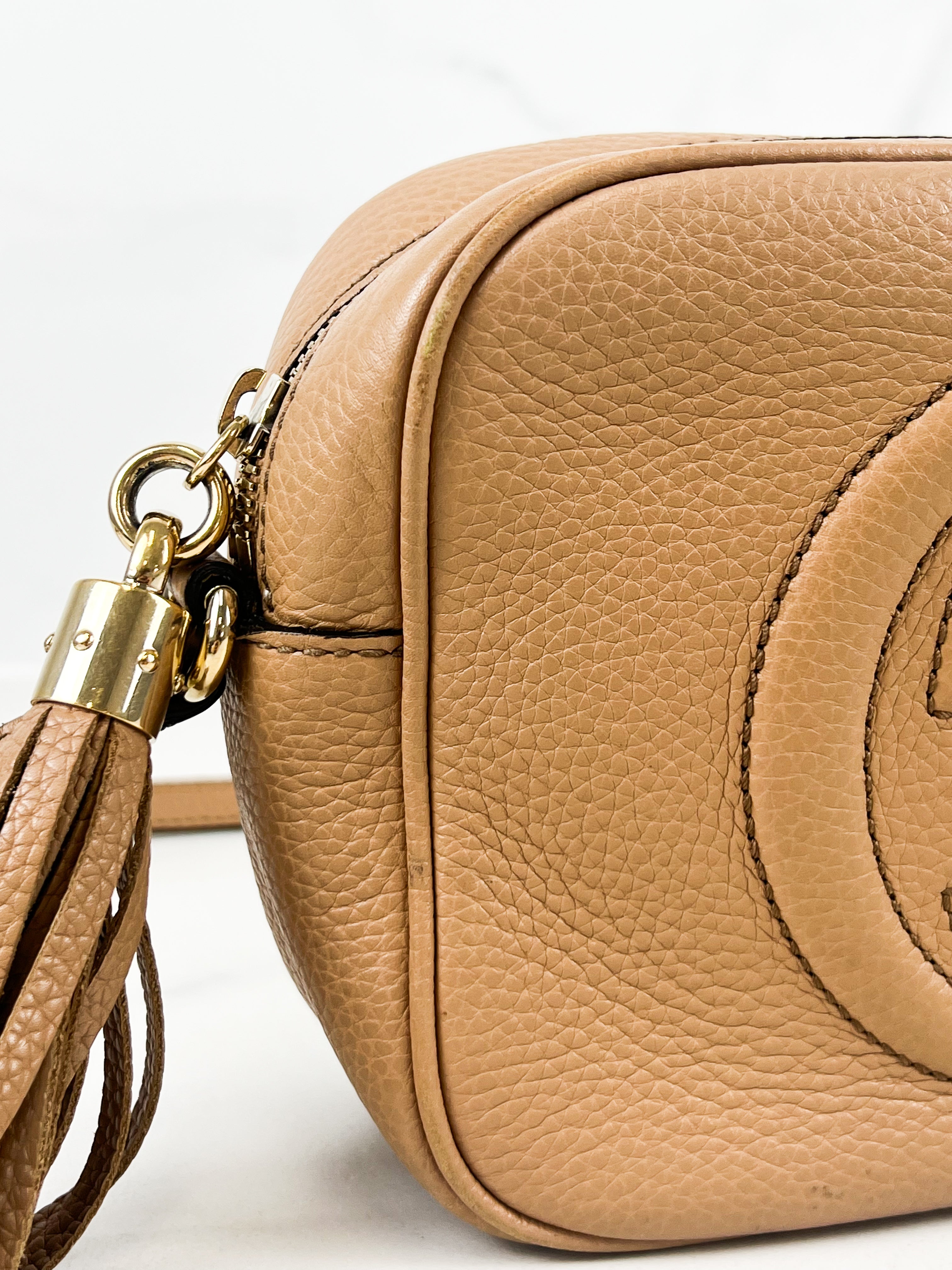 Gucci Soho Disco Crossbody Bag in Beige Leather