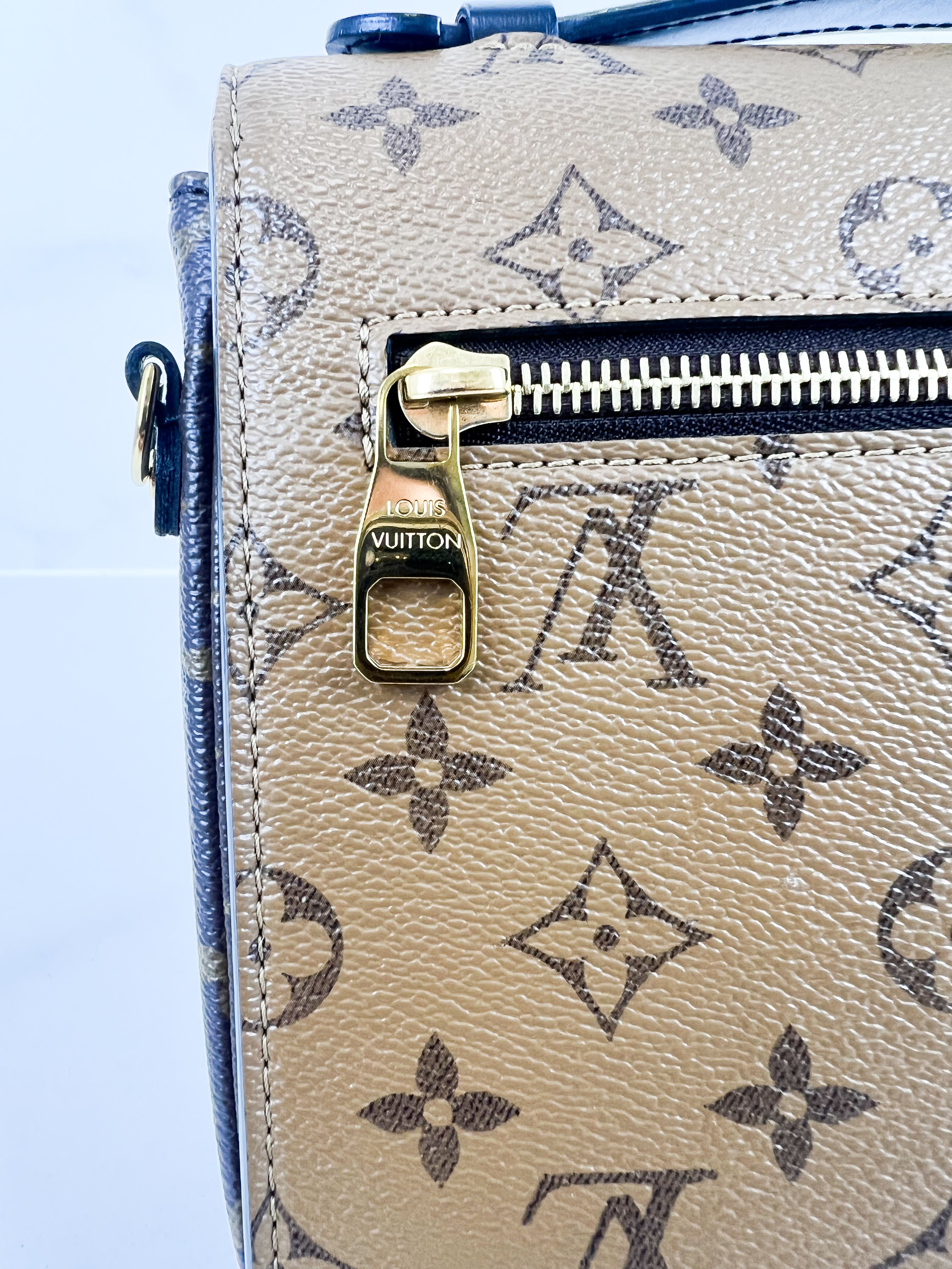 Louis Vuitton Monogram Reverse Pochette Metis