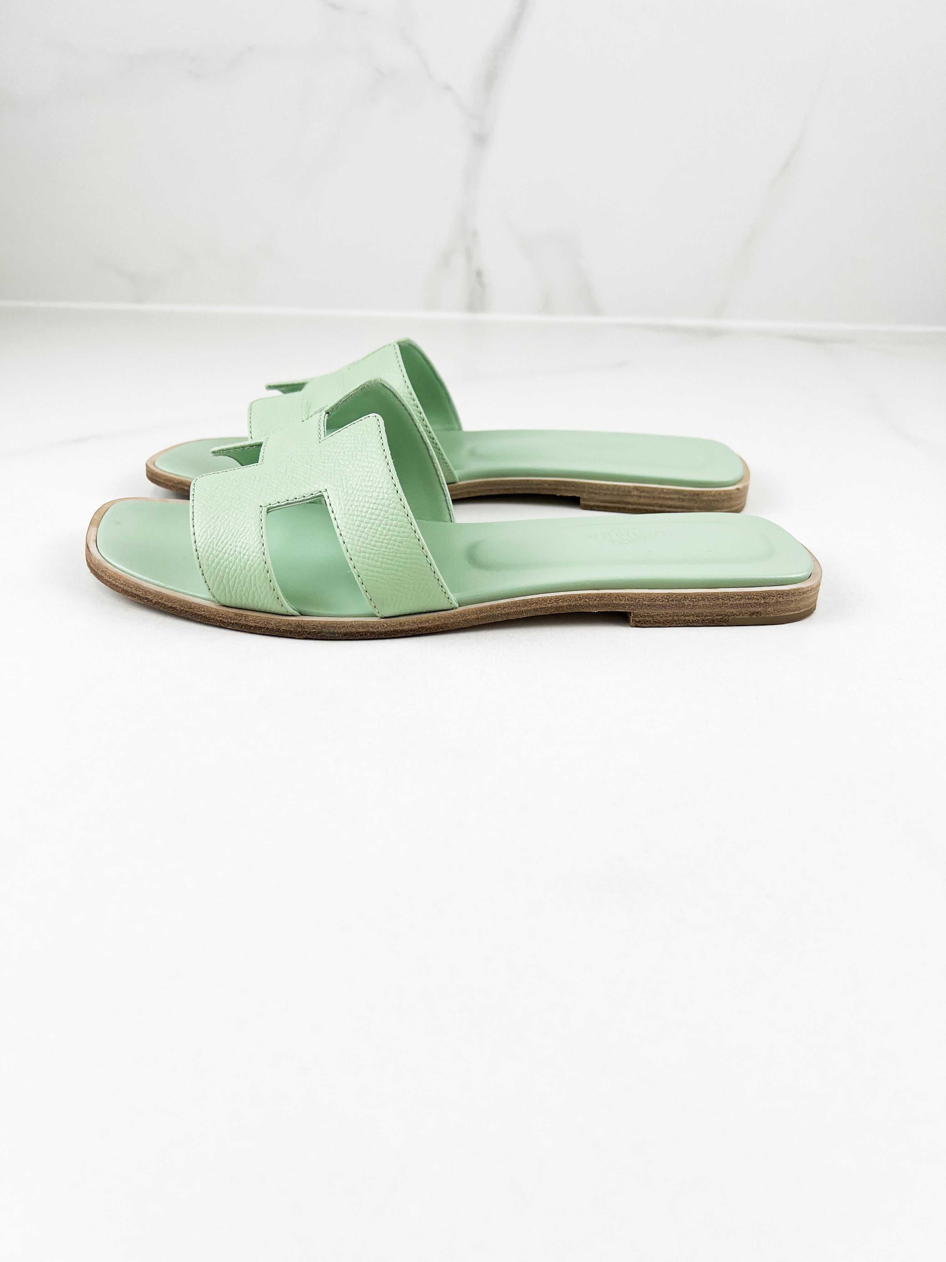 Hermes Oran Sandal in Epsom Vert Jade 38