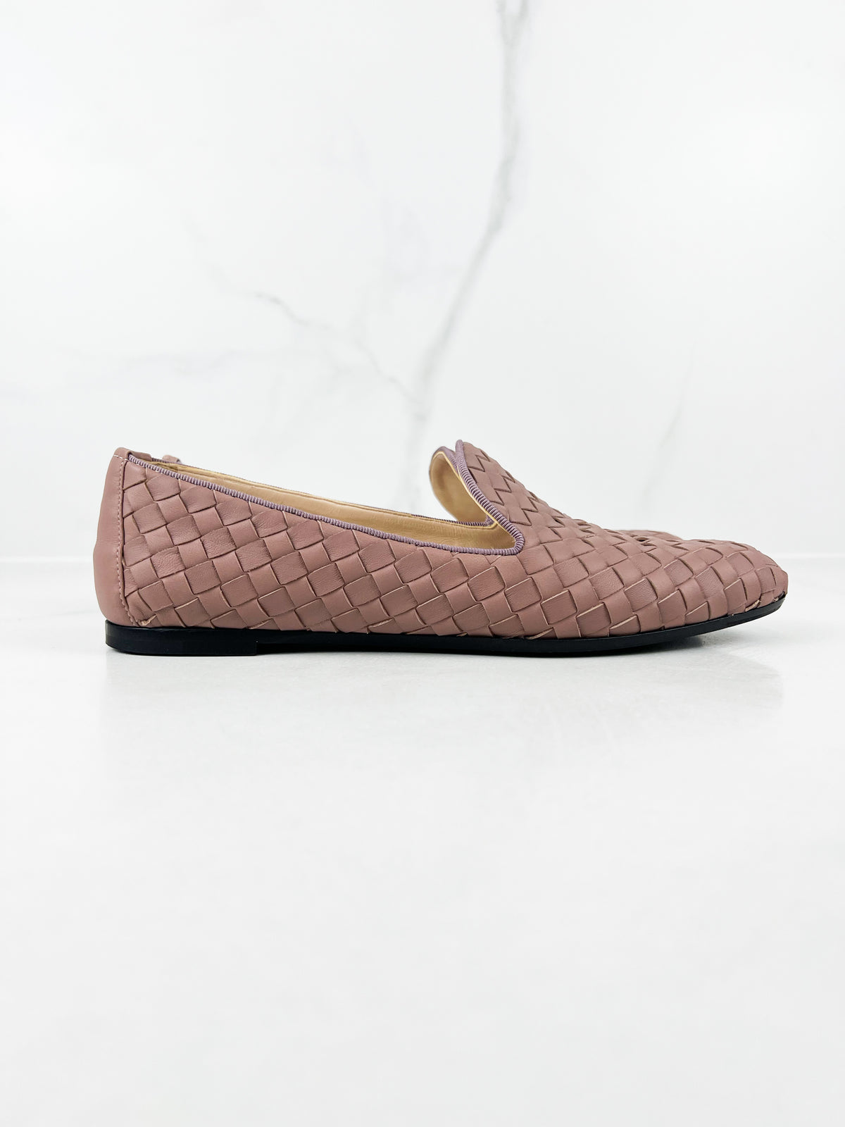 Bottega Veneta Intrecciato Leather Loafer in Deco Rose Size 37