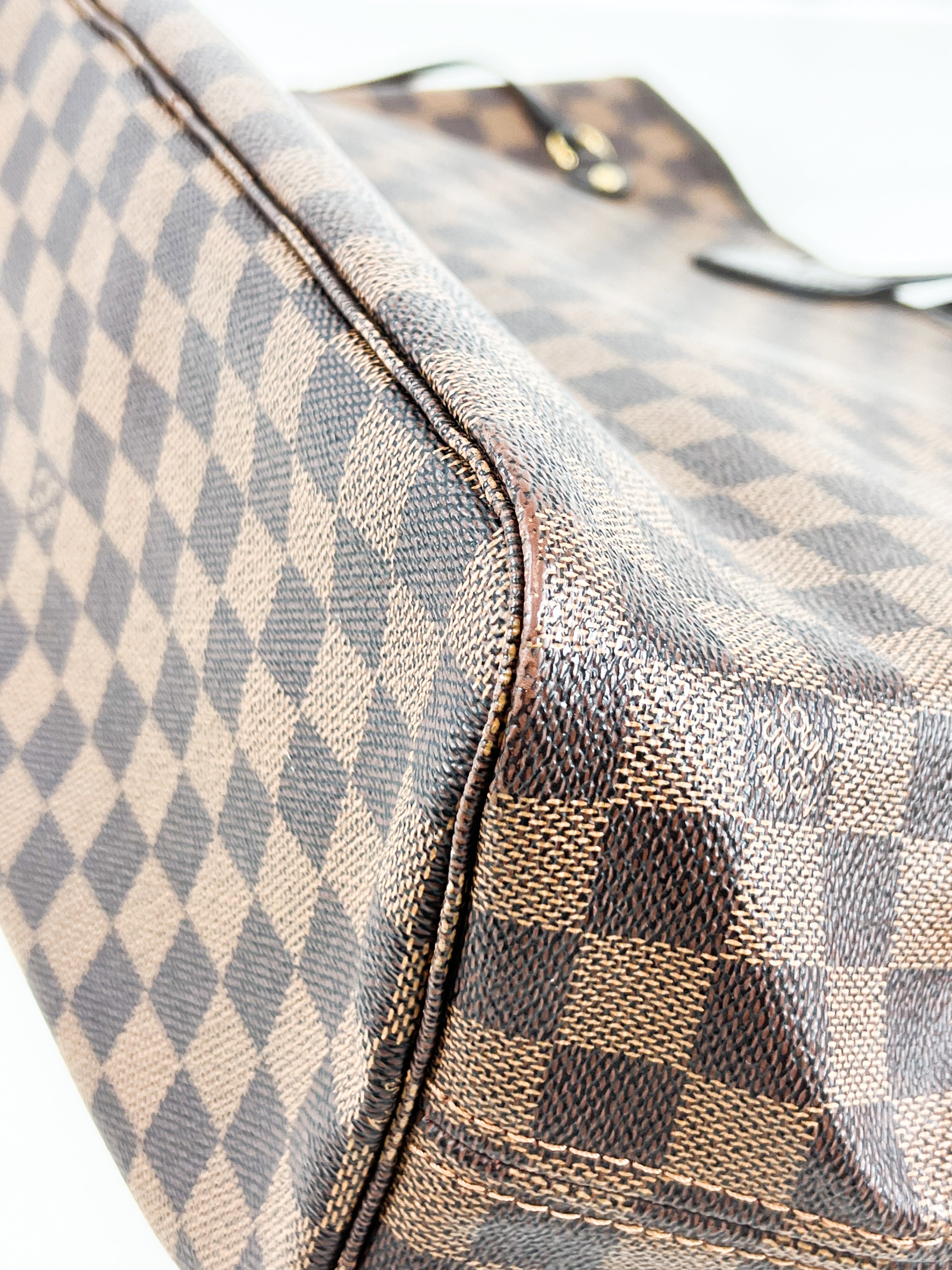 Louis Vuitton Damier Ebene Neverfull MM