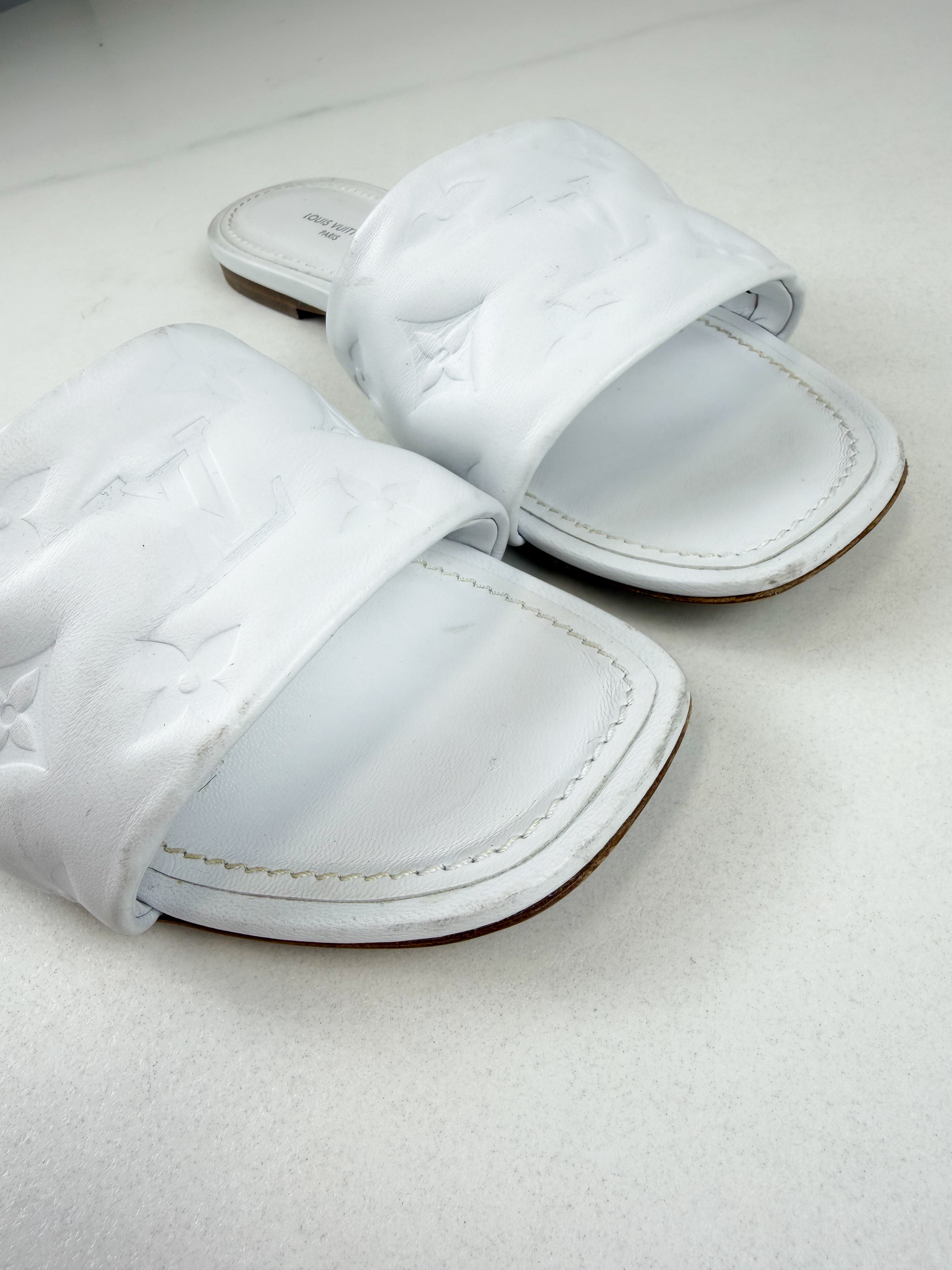 Louis Vuitton White Revival Flat Mule Size 37.5