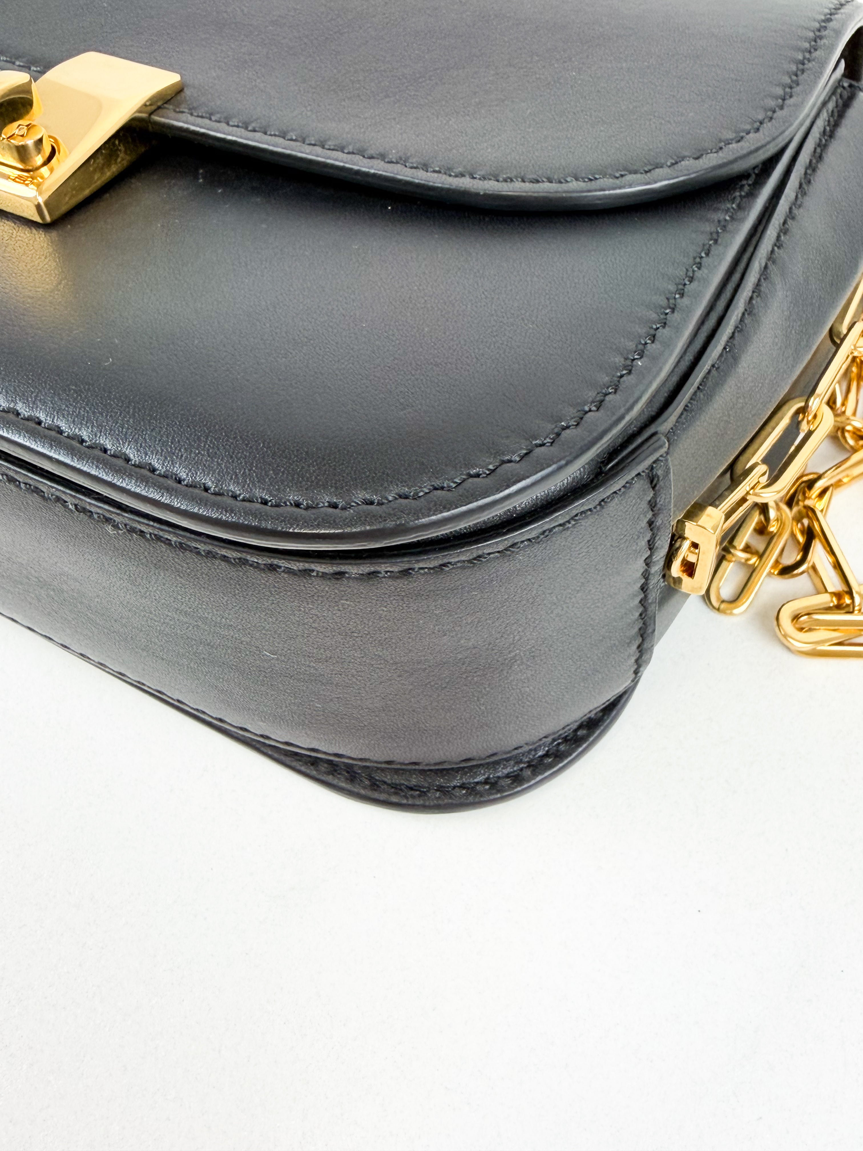 Valentino Garavani Chain Shoulder Bag