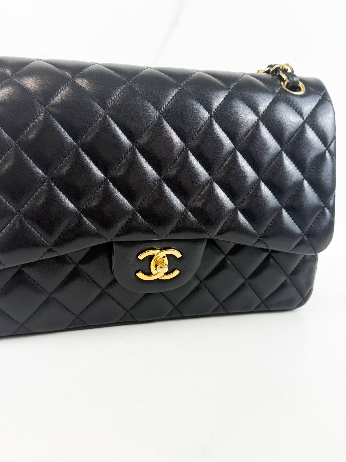 Chanel Jumbo Black Classic Double Flap Calfskin Shoulder Bag with GHW
