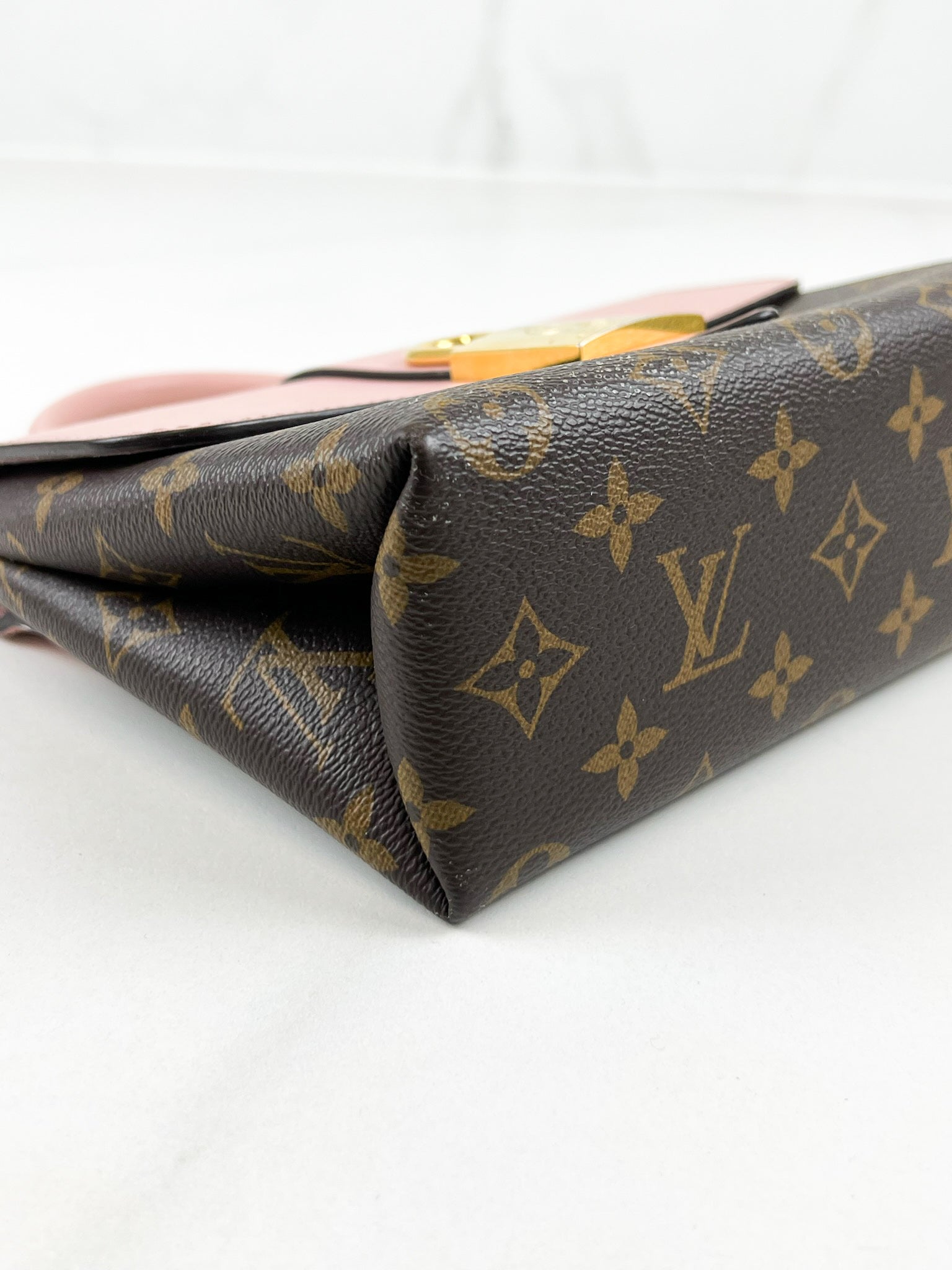 Louis Vuitton Locky BB in Pink with GHW