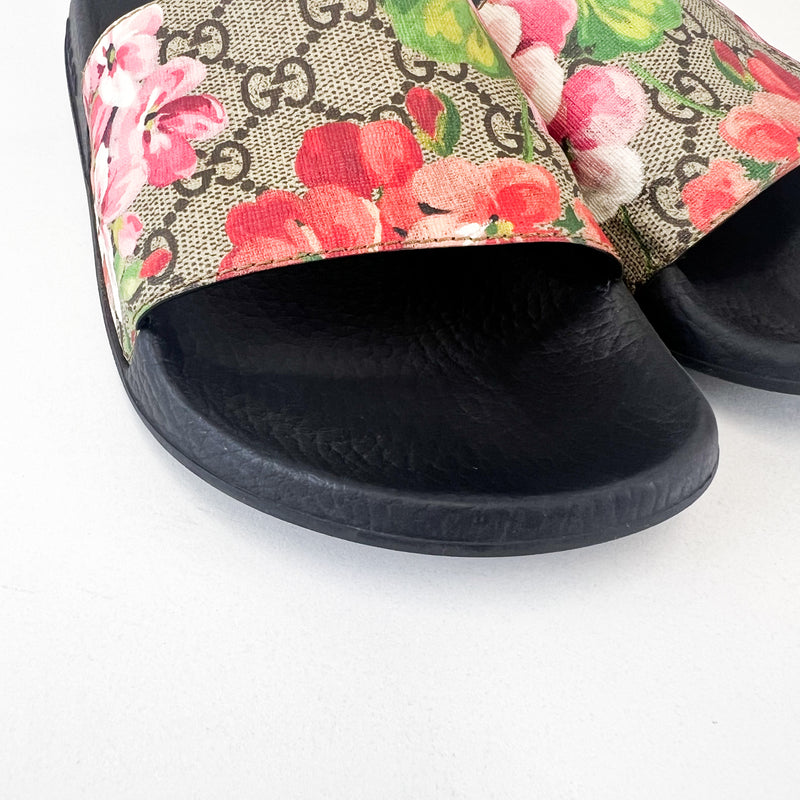 Gucci Floral Supreme Slides Size 38