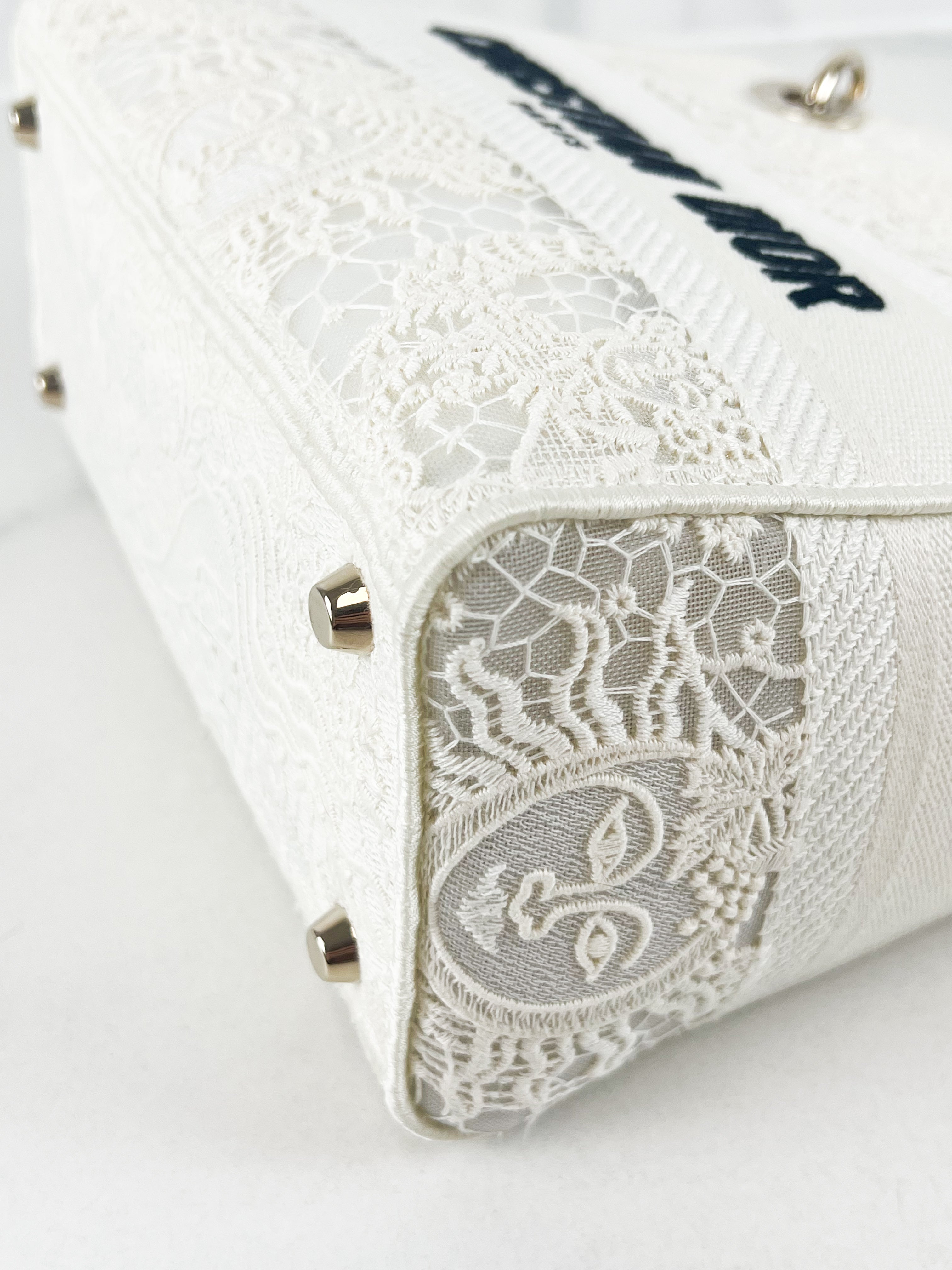 Christian Dior Lady Dior Medium Lady D-Lite Bag