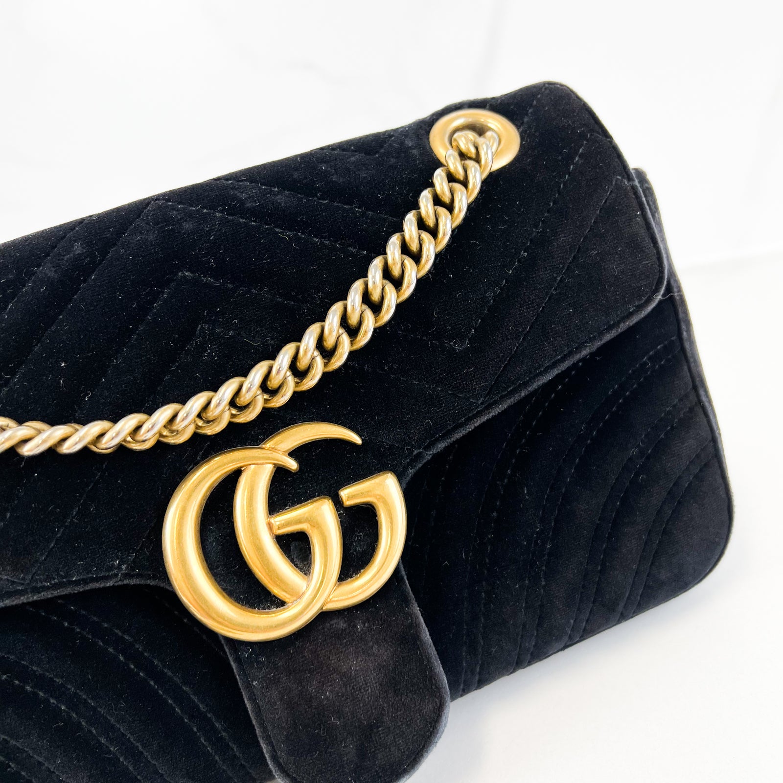 Gucci velvet marmont bag 2025
