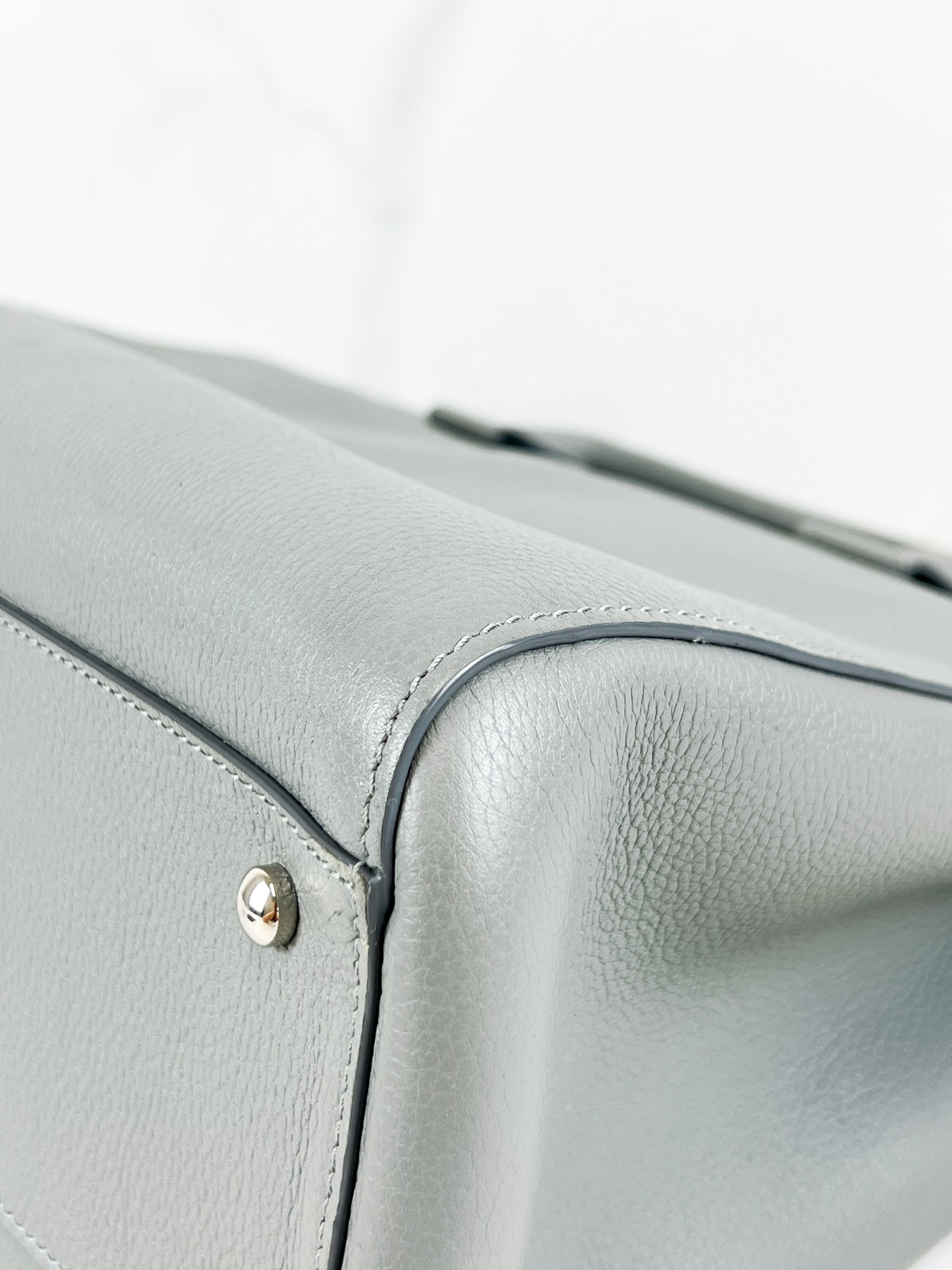 Chanel Neo Executive Tote in Grey Grained Calsfskin