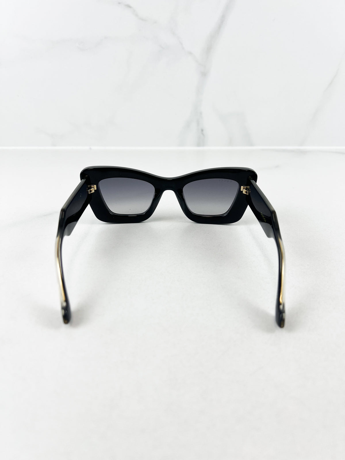 Gucci GG Cat Eye Black Sunglasses GG1552S
