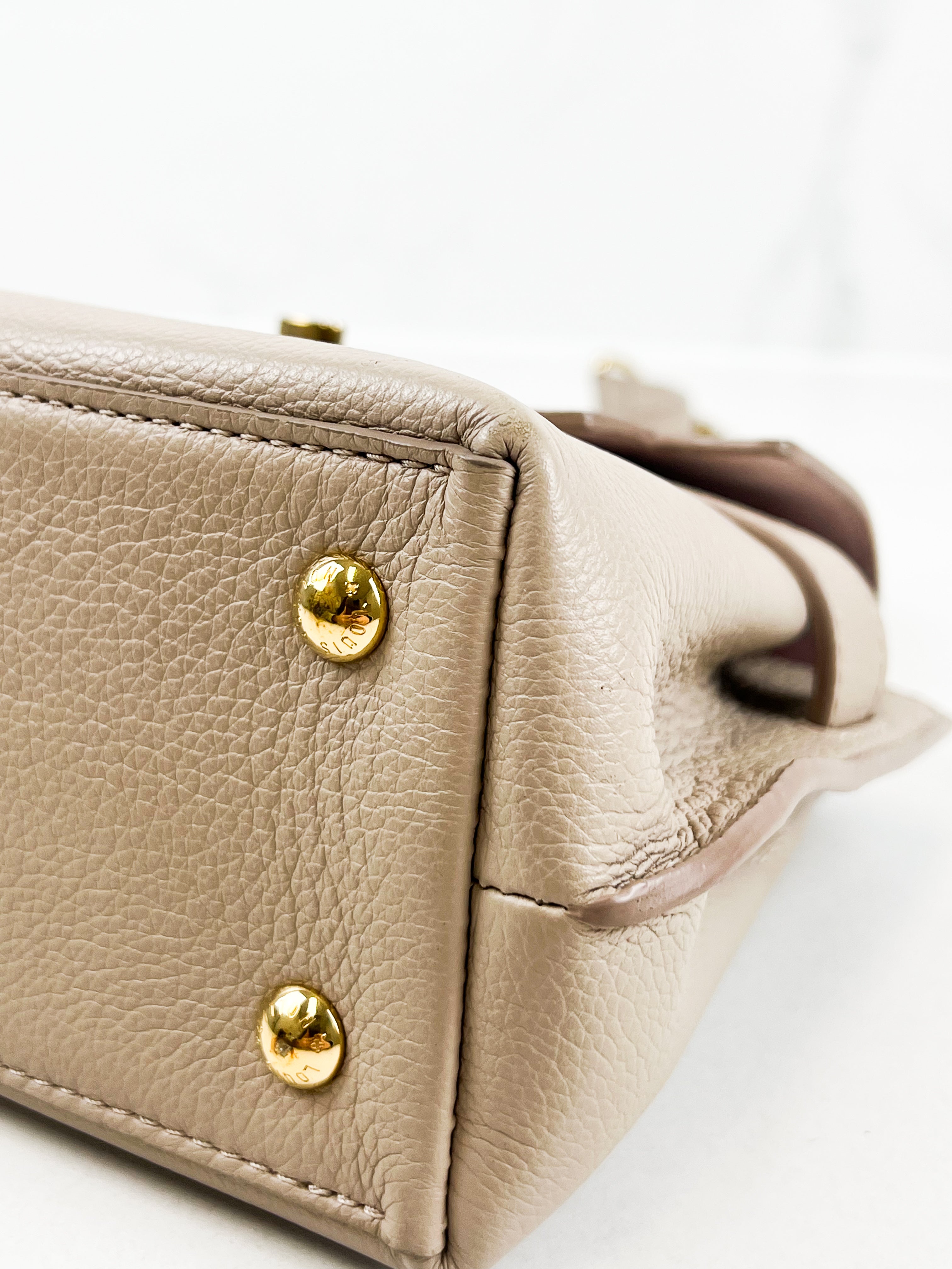 Louis Vuitton LockMe Ever Mini Greige