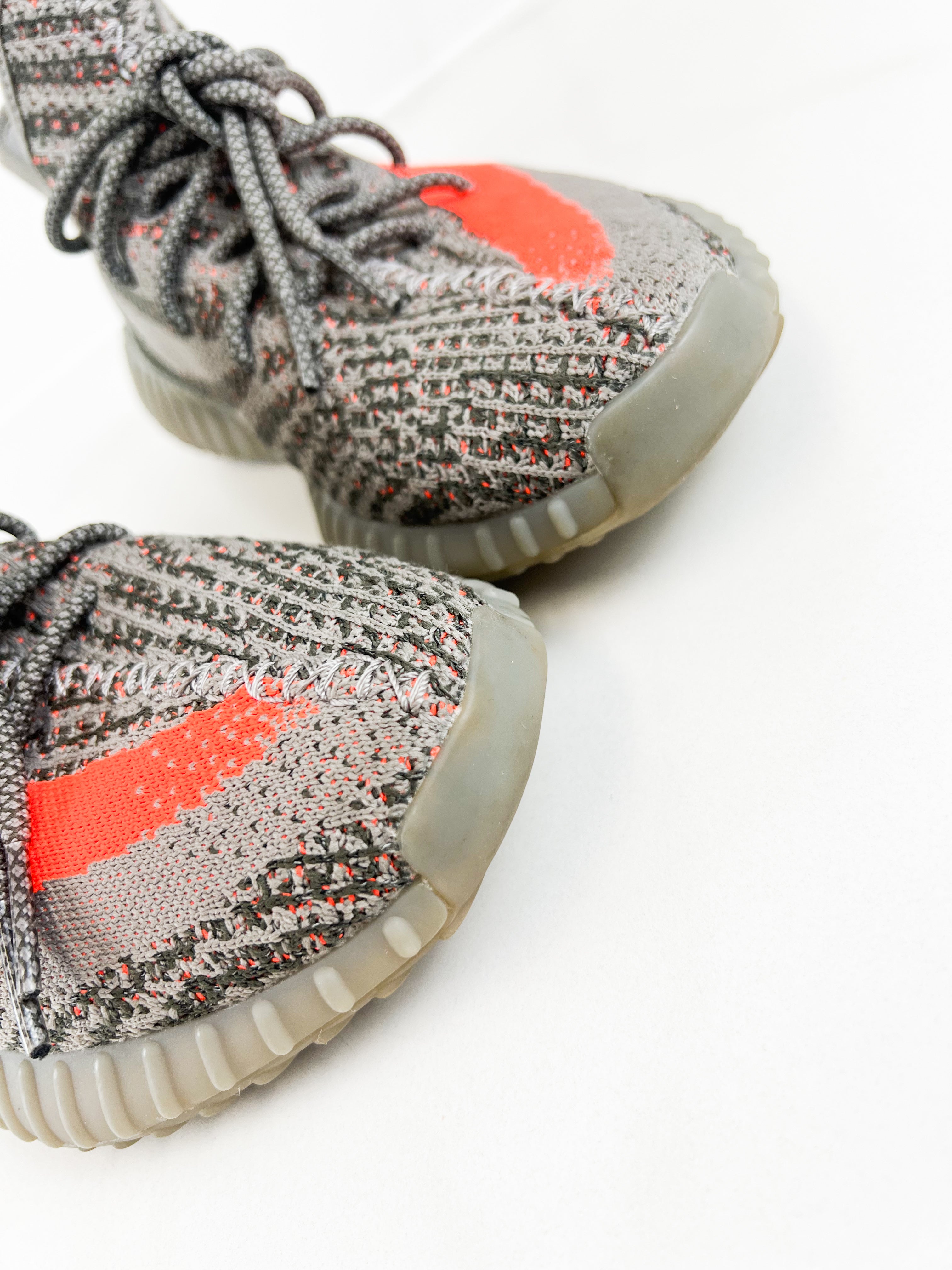 Yeezy Boost 350 V2 Beluga Reflective Size 10.5 US Men's