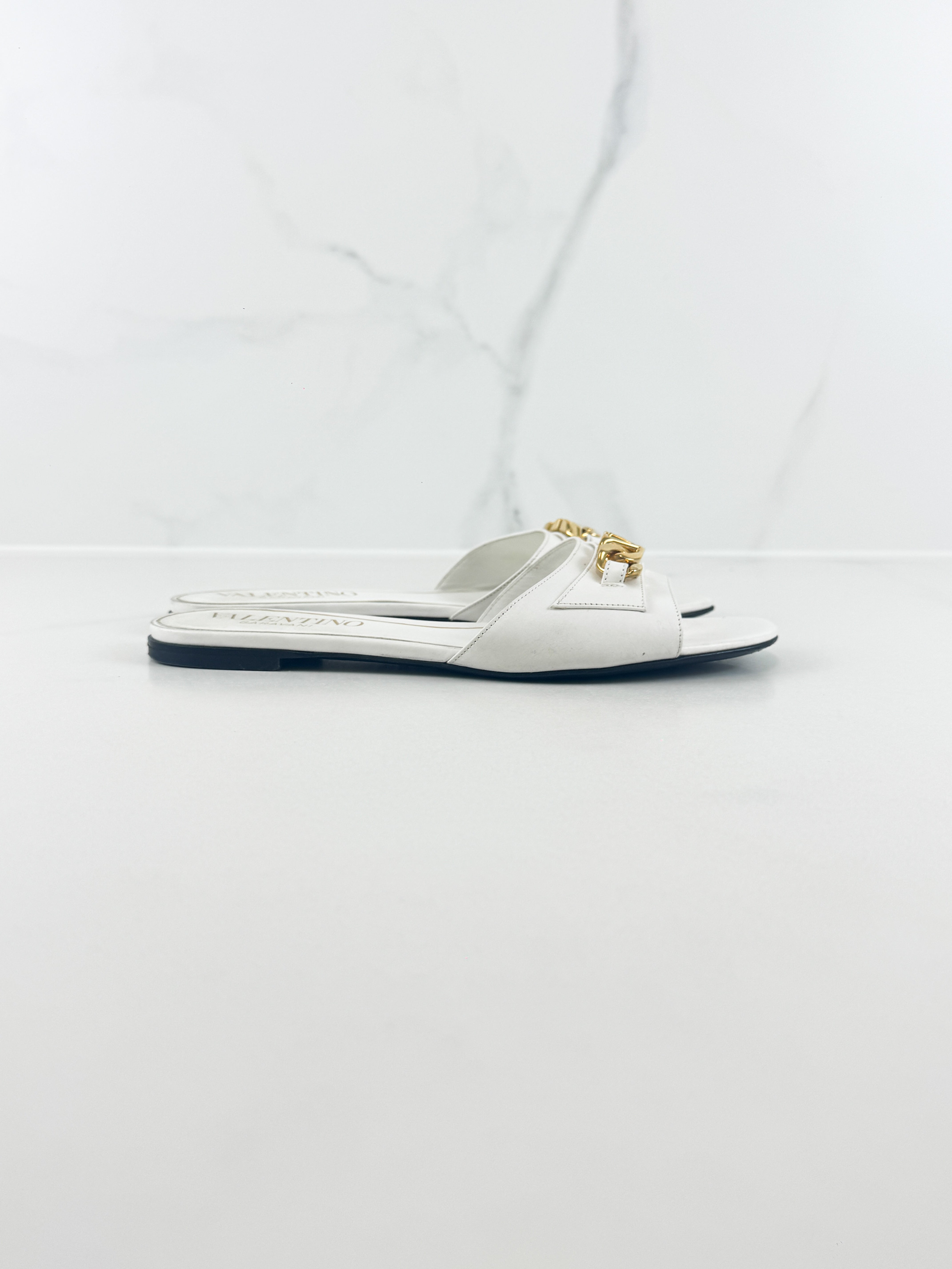 Valentino Garavani VLogo Chainslide Slide in White Leather Size 37