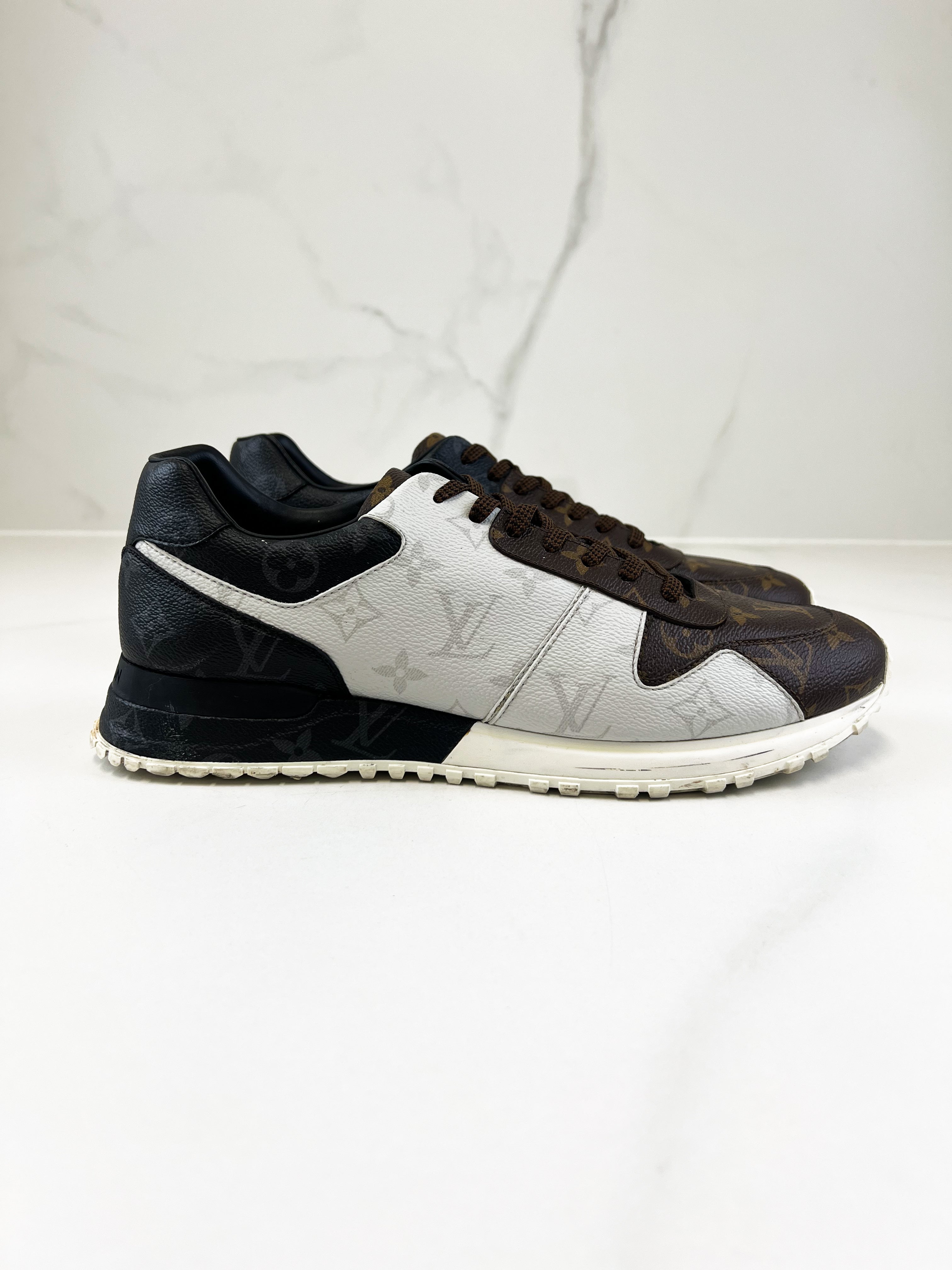 Louis Vuitton Runaway Sneaker Size 8.5 Men's
