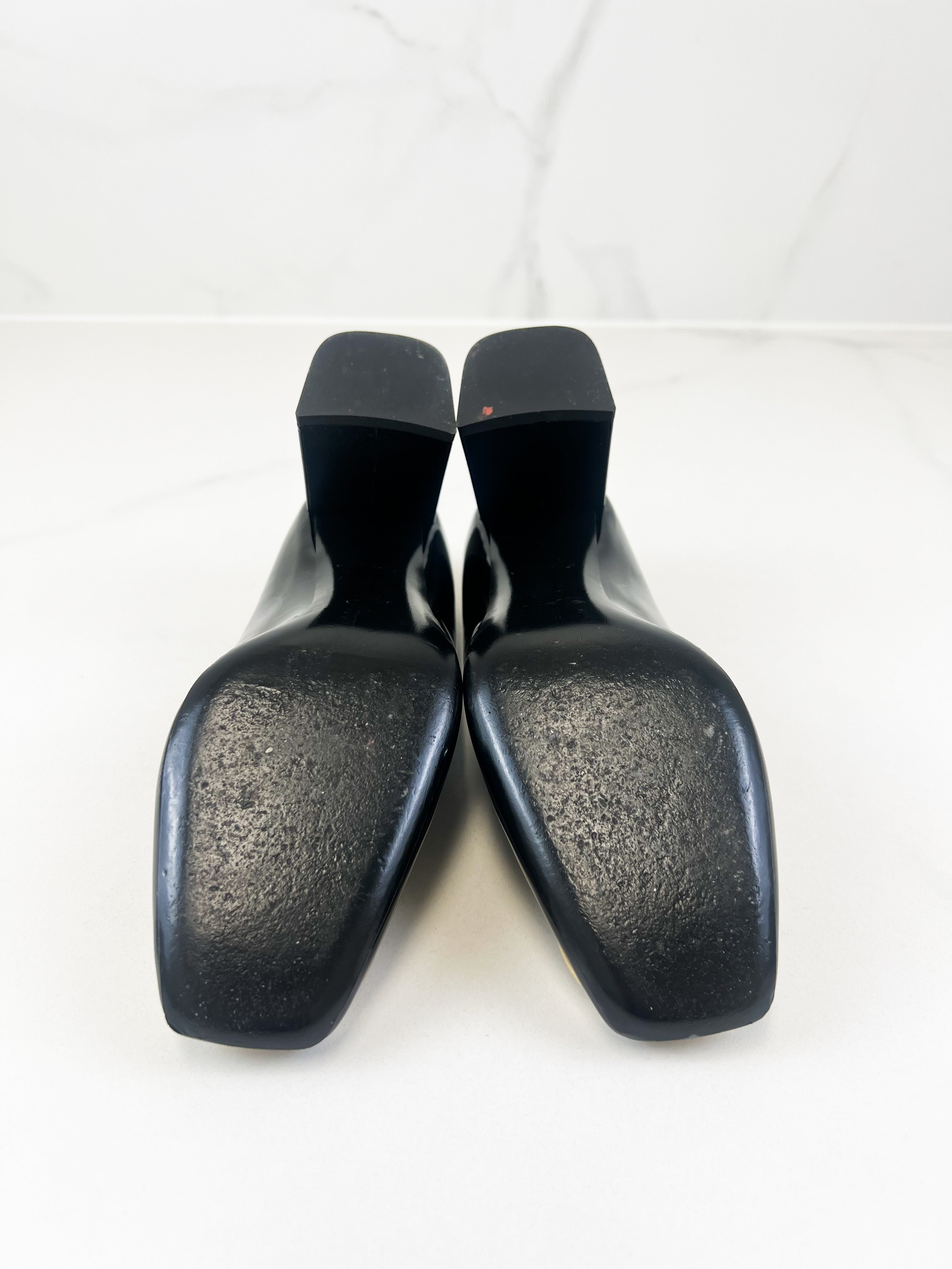 Louis Vuitton Patent Black Madeleine Pump Size 37