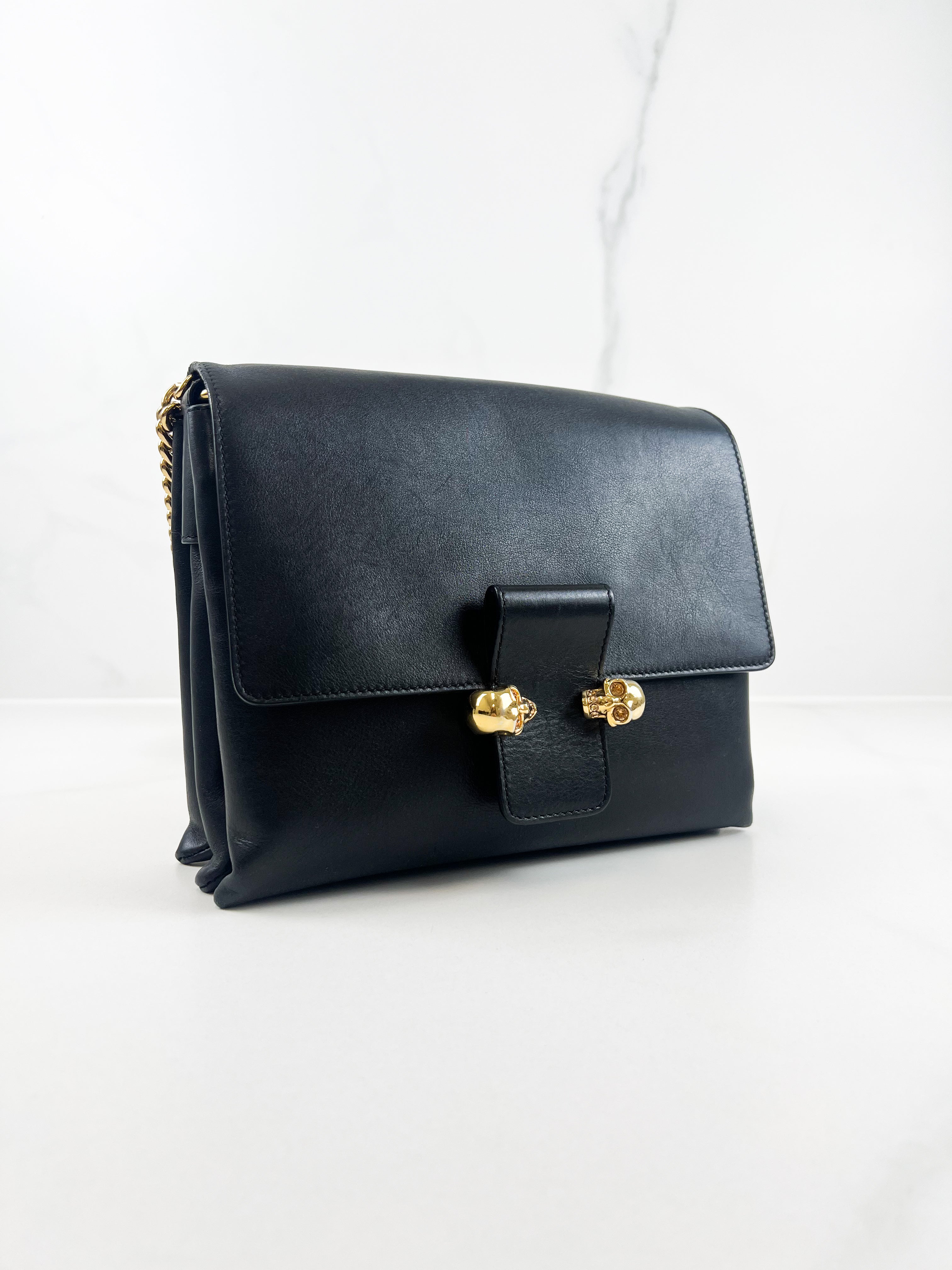 Alexander McQueen Twin Skull Crossbody Bag in Black