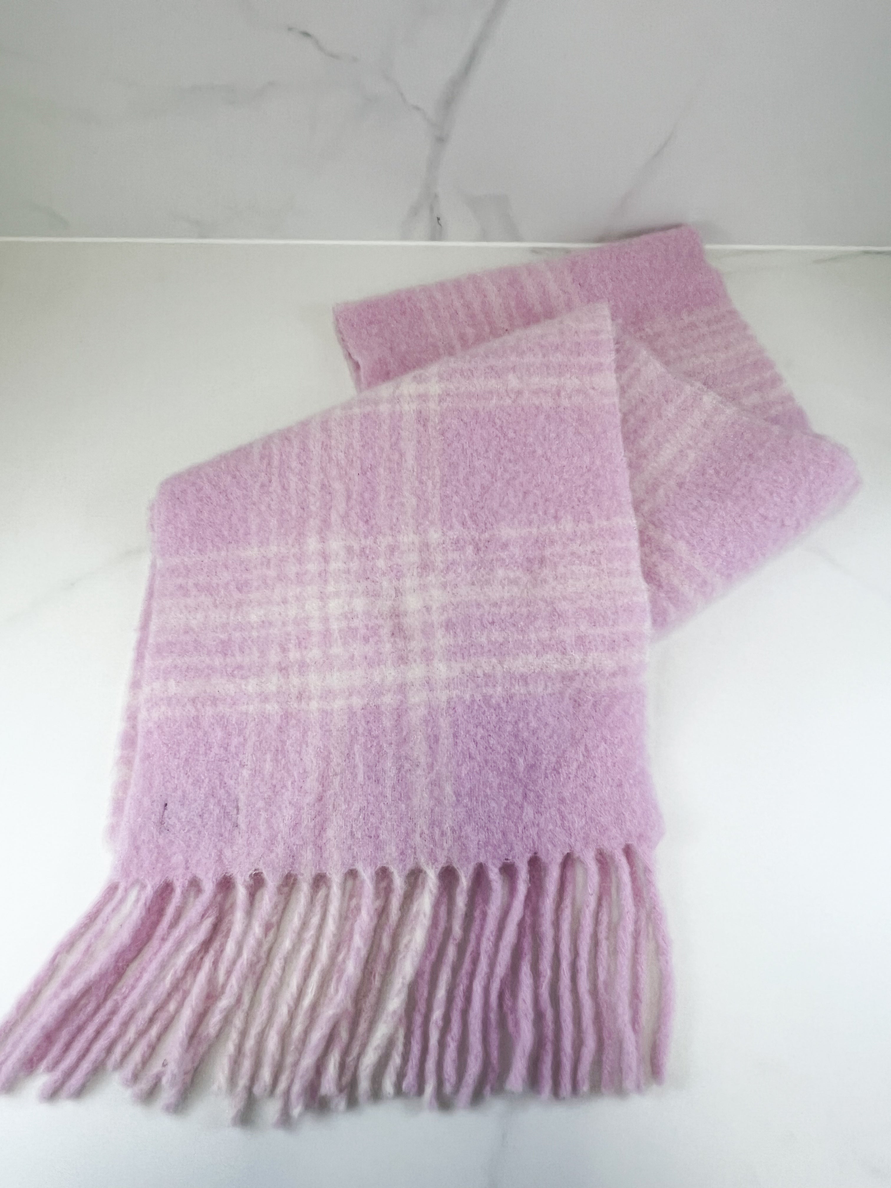 Jacquemus Wool-Blend Scarf in Pink / White
