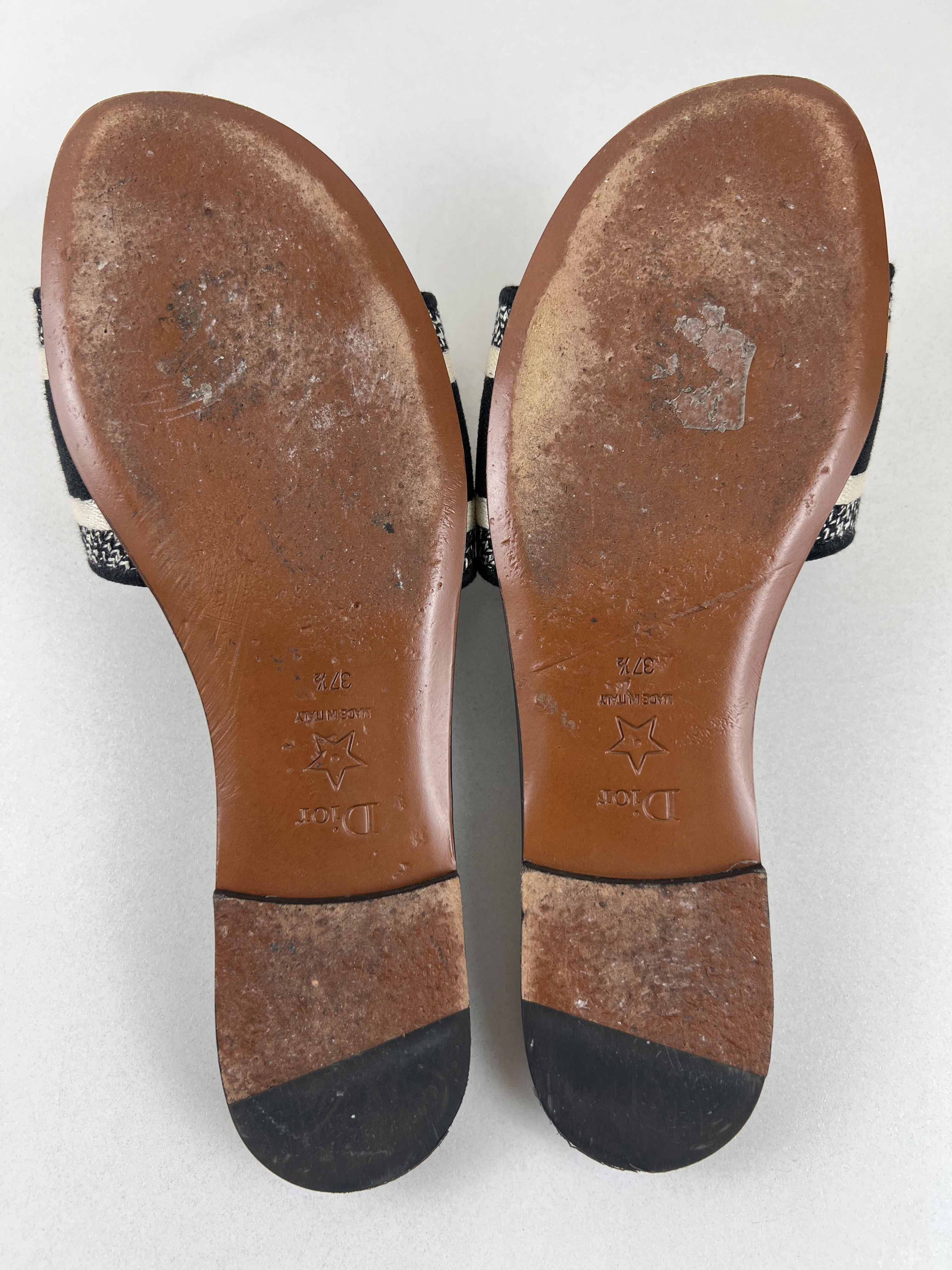 Christian Dior Dway Slides Size 37.5