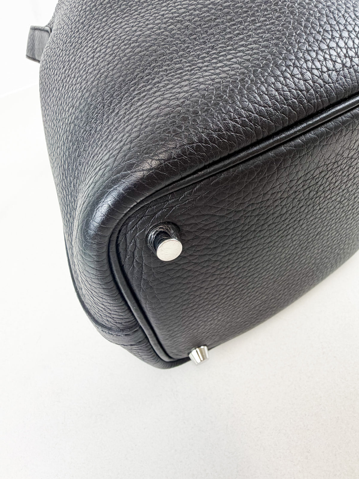 Hermes Picotin 22 Lock Textured Grained Black Leather