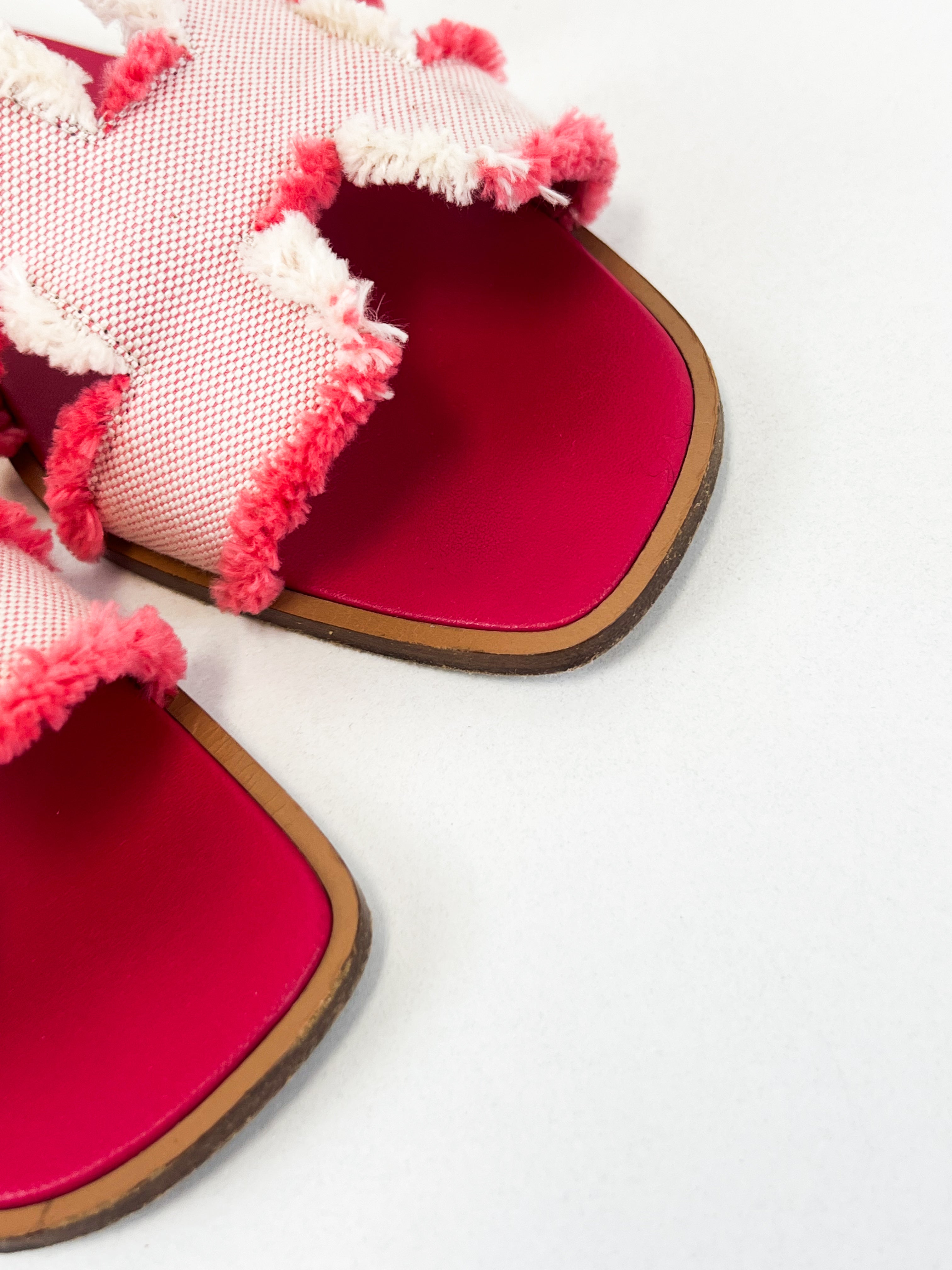 Hermes Oran Sandal in Pink Fabric Size 38.5
