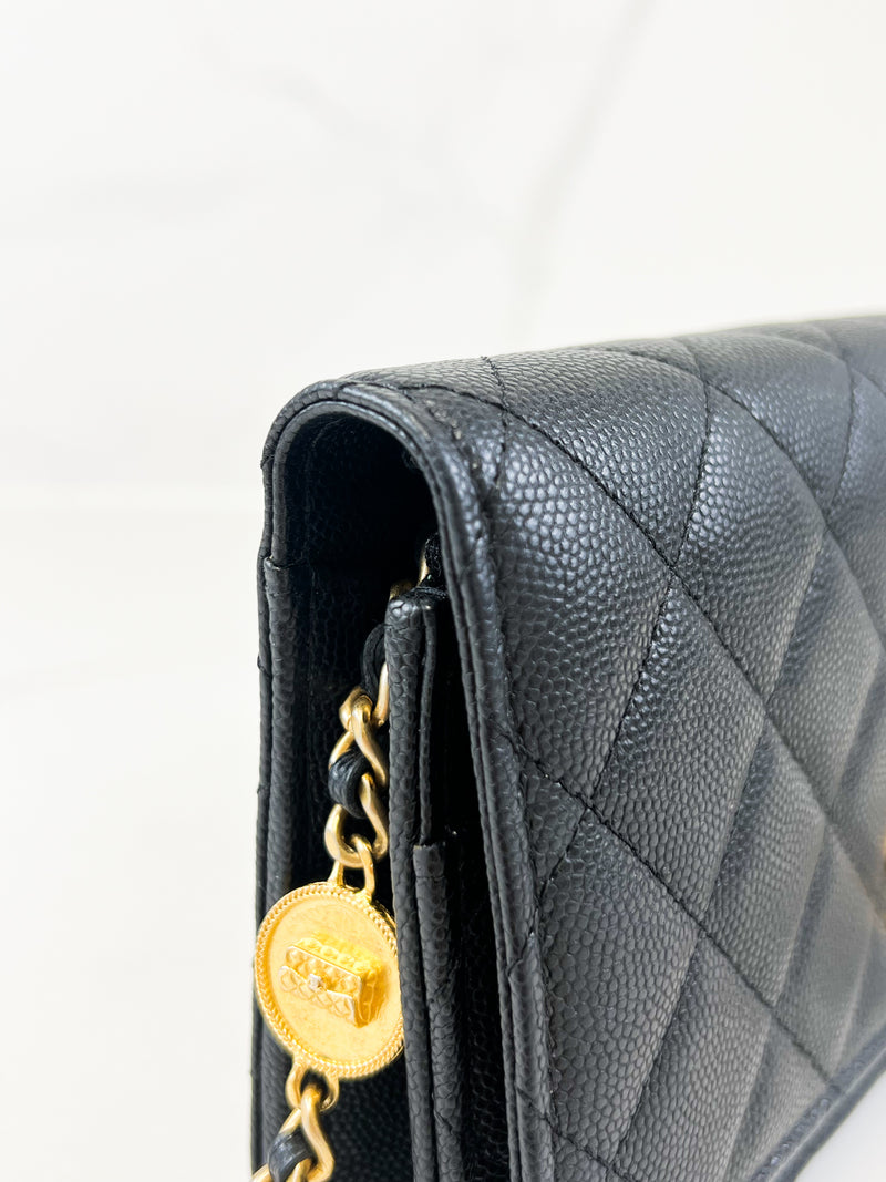 Chanel Black Caviar CC Classic Wallet On Chain GHW