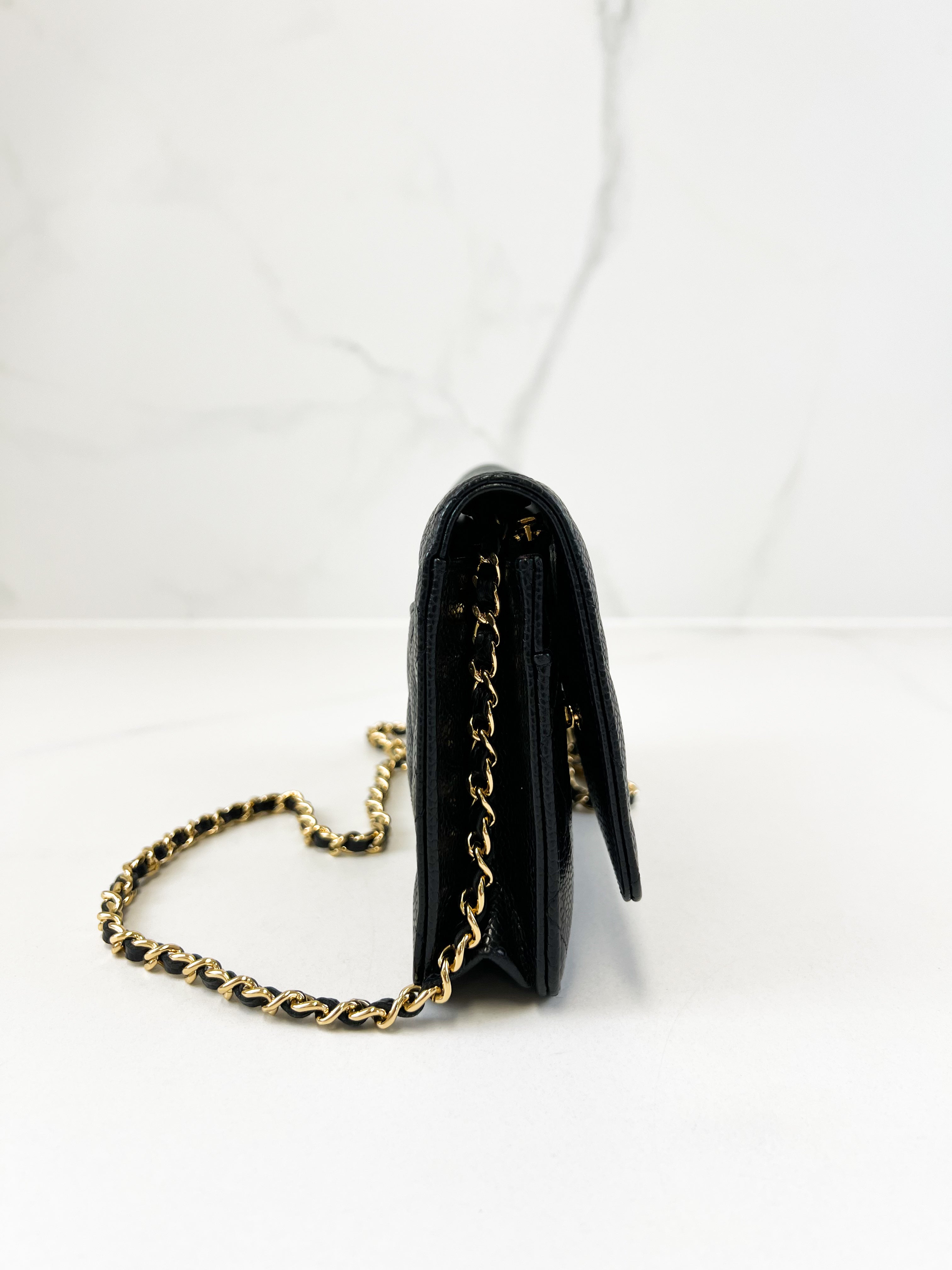 Chanel Black Caviar CC Classic Wallet On Chain GHW