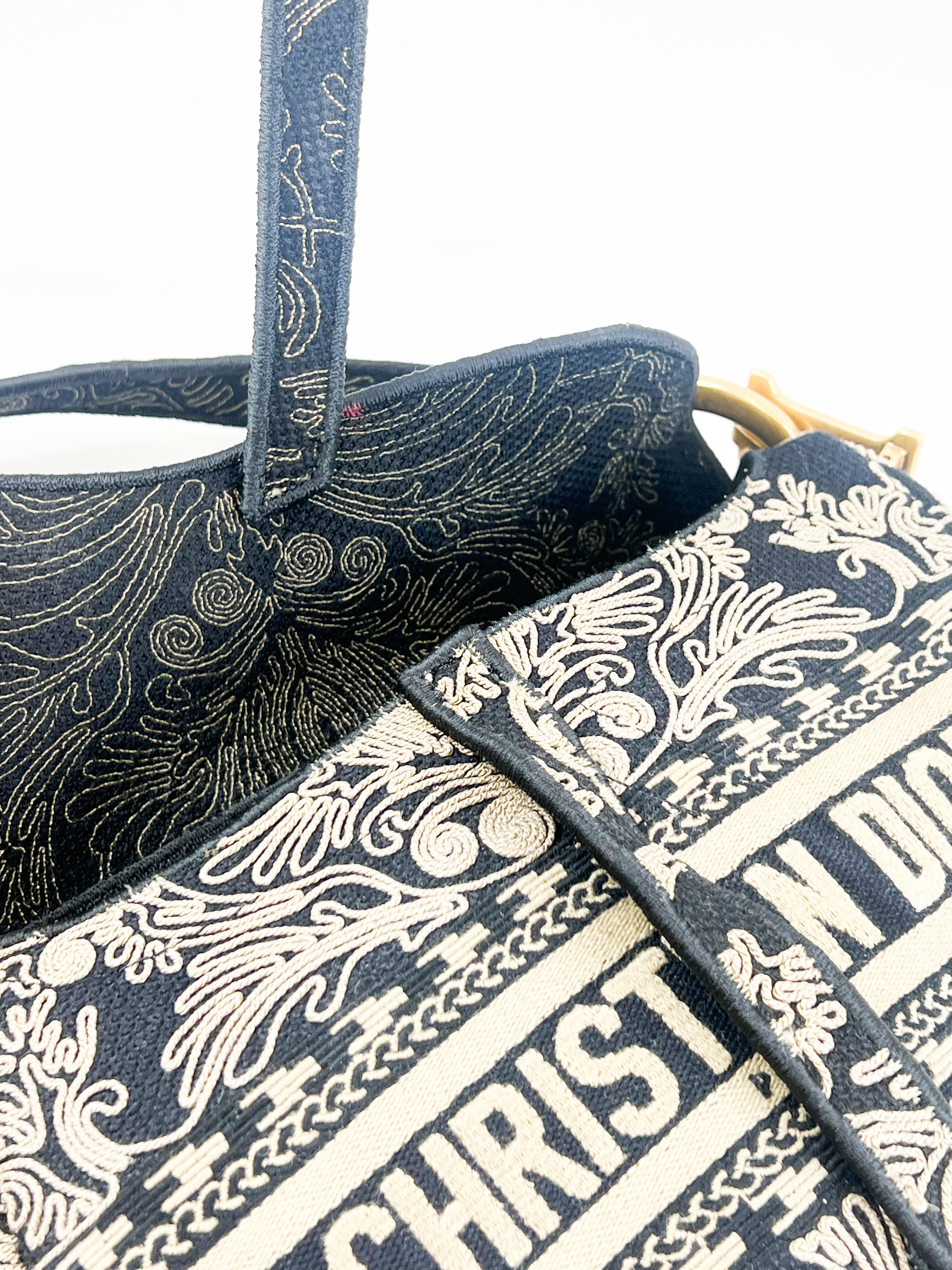 Christian Dior Medium Embroirery Saddle Bag