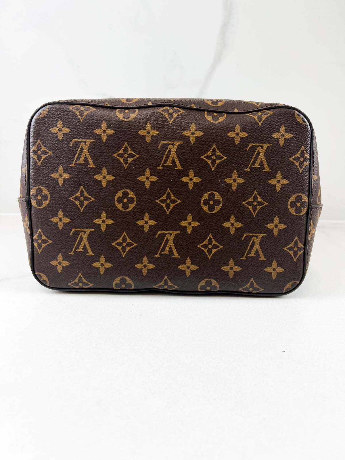 Louis Vuitton Black Neo Noe