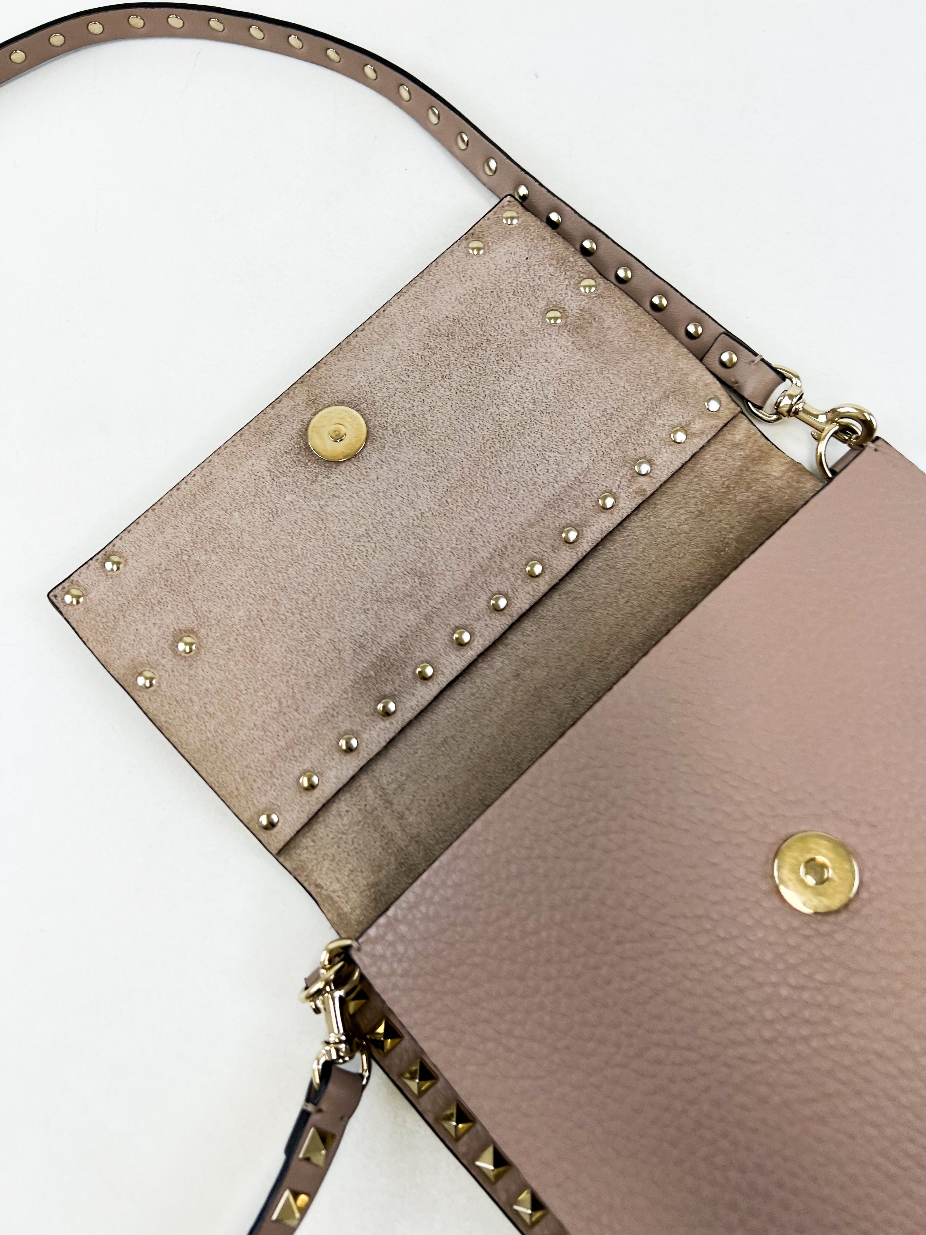 Valentino Garavani Grained Rockstud Shoulder Bag