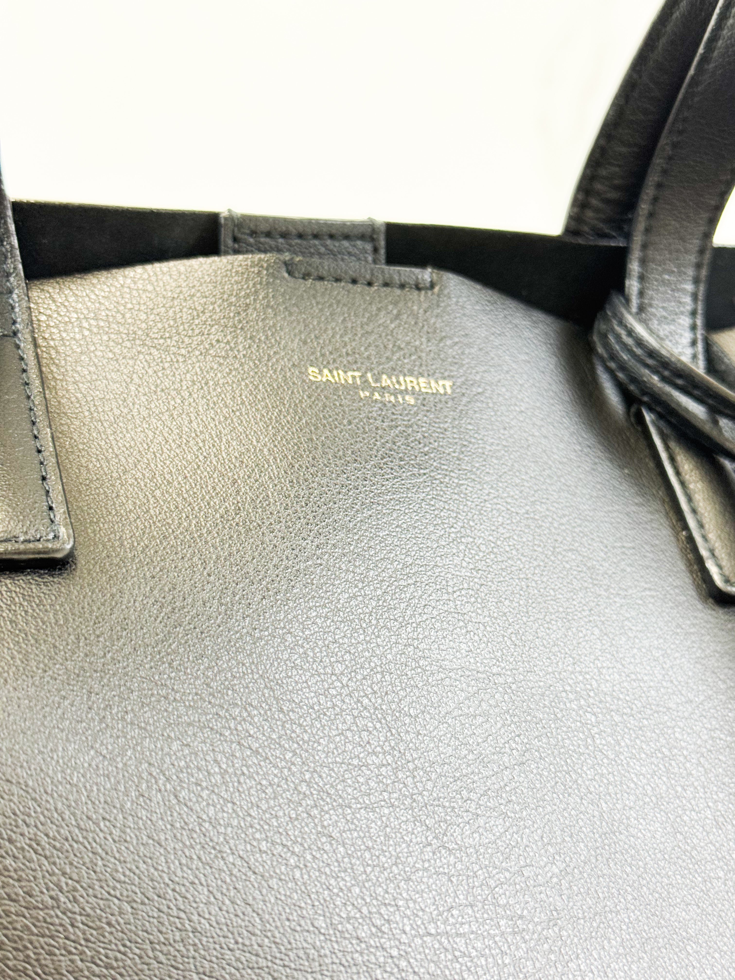 Saint Laurent Toy shopper Tote in Black Supple Leather