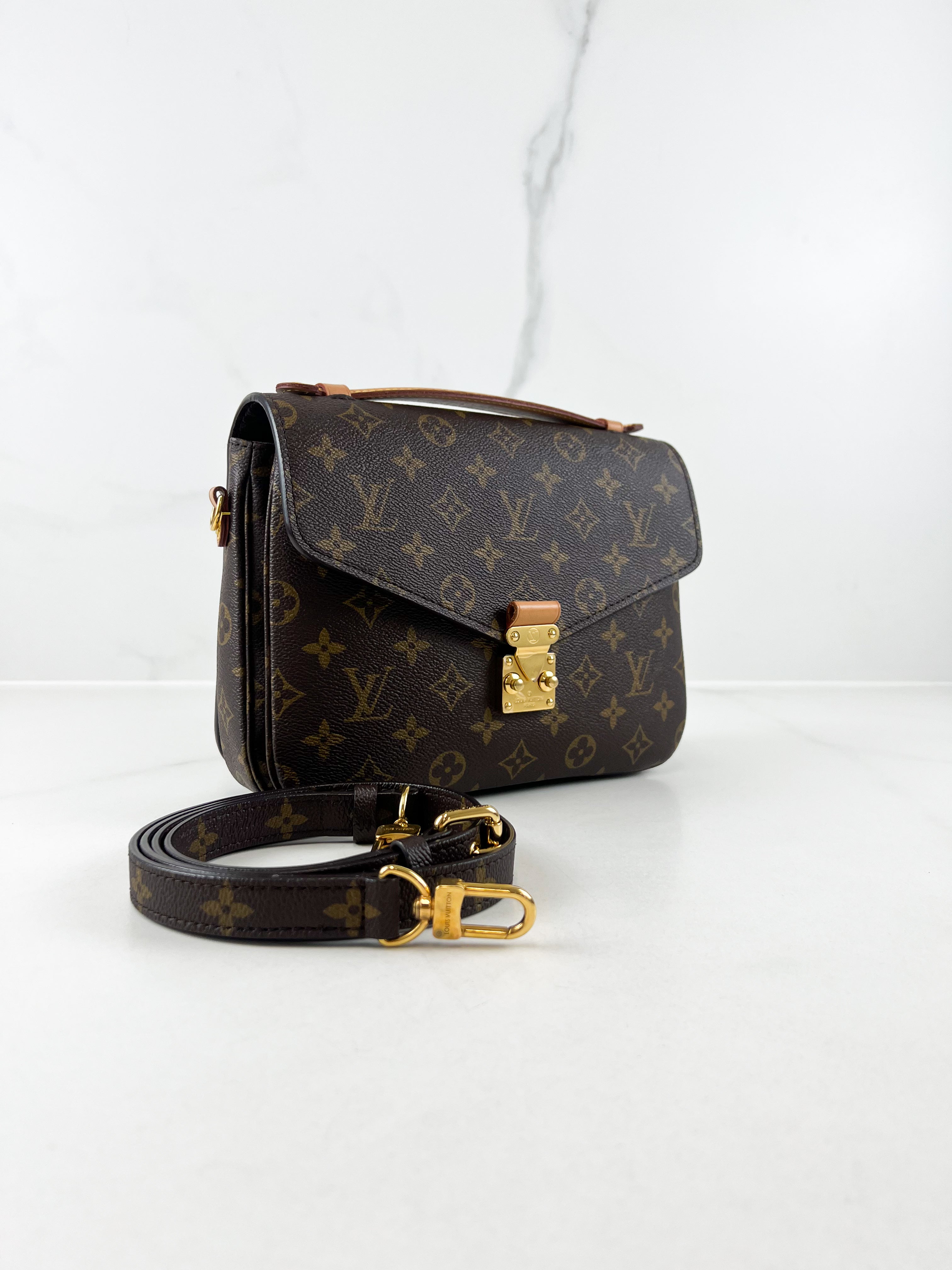 Louis Vuitton Monogram Canvas Pochette Metis