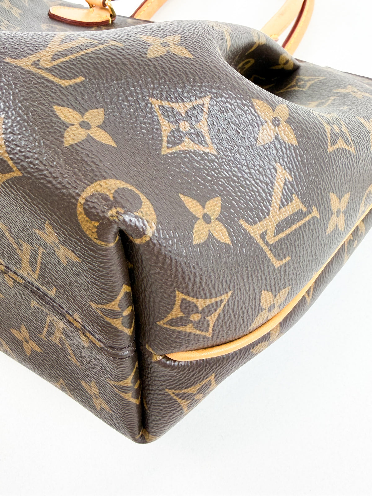 Louis Vuitton Monogram Canvas Turenne PM Bag