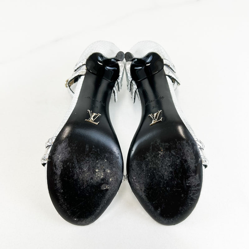 Louis Vuitton 120 Metallic Sandal Size 39