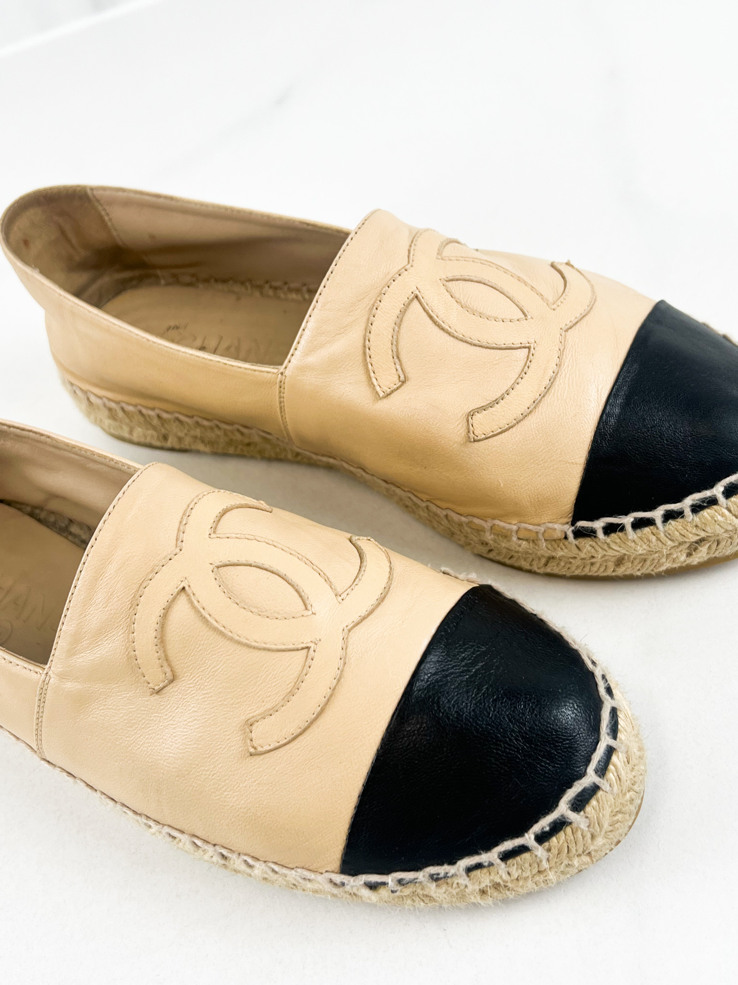 Chanel CC Logo Black & Beige Leather Espadrilles Size 39