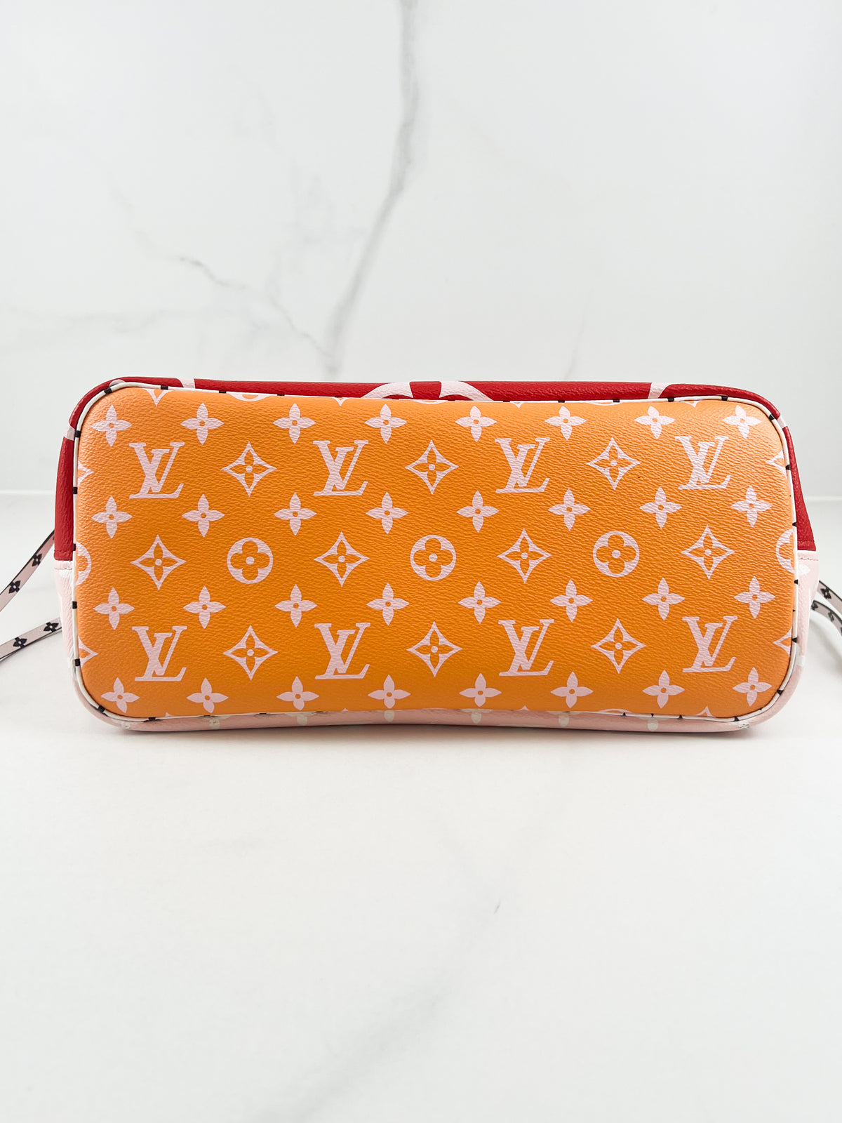 Louis Vuitton Neverfull MM Limited-edition Rouge Giant Monogram Canvas