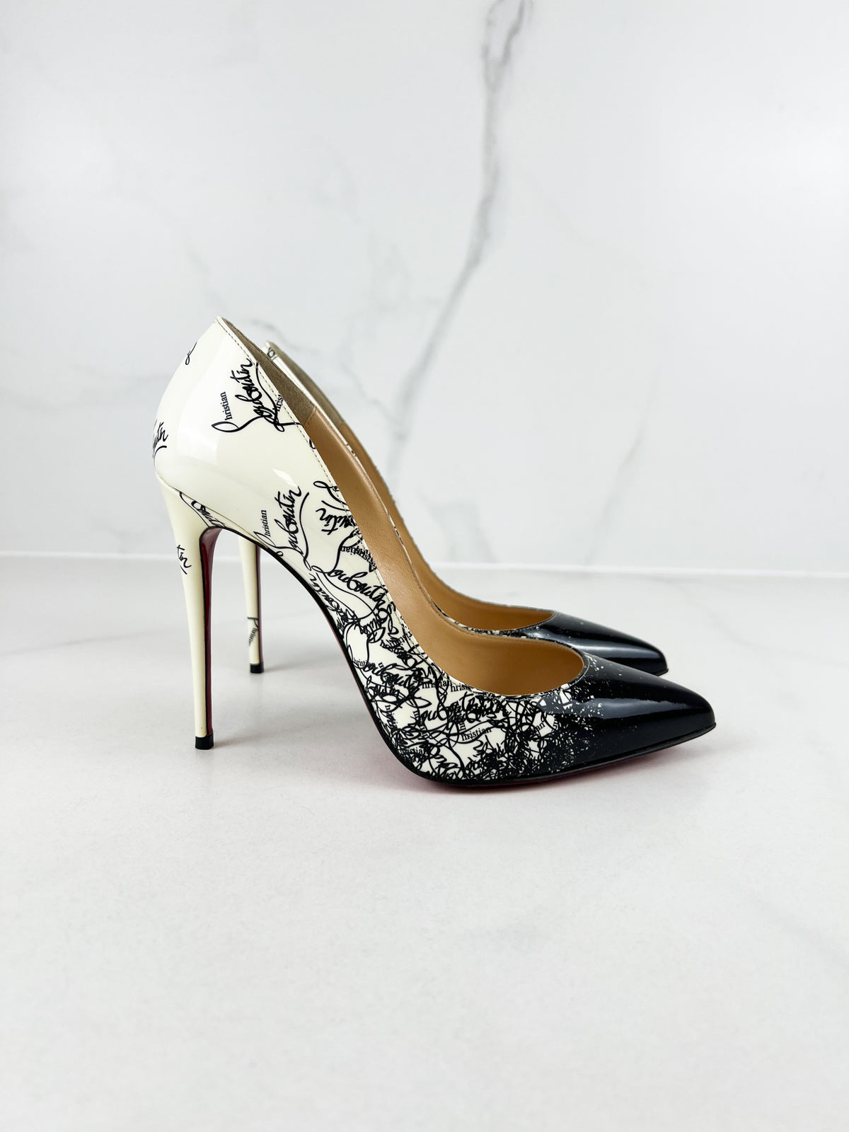Christian Louboutin So Kate Degraloubi Pumps Graffiti Print 100mm in Black/White Size 39