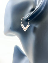 Louis Vuitton V Earrings in Silver Metal