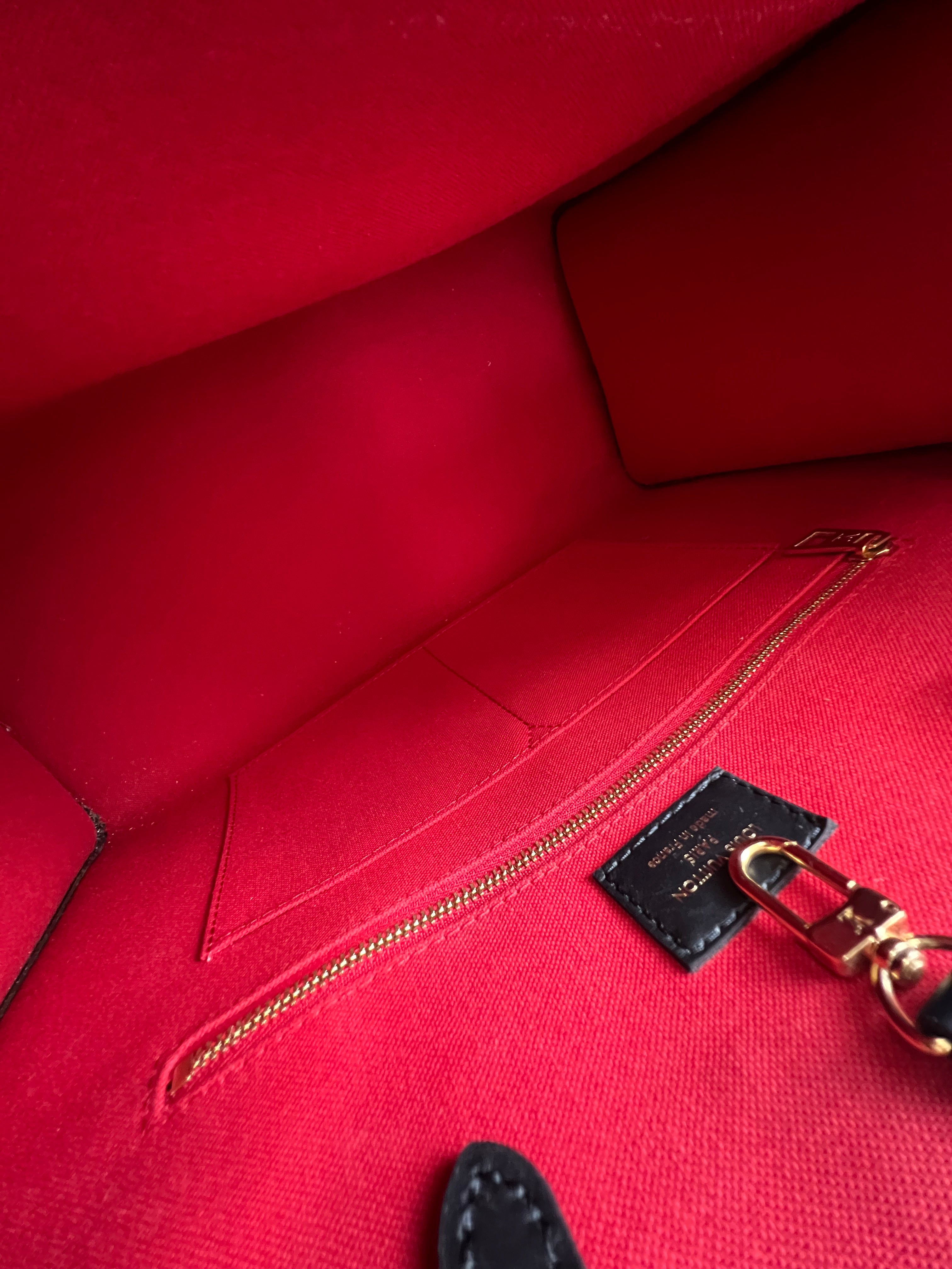 Louis Vuitton Reverse Onthego MM