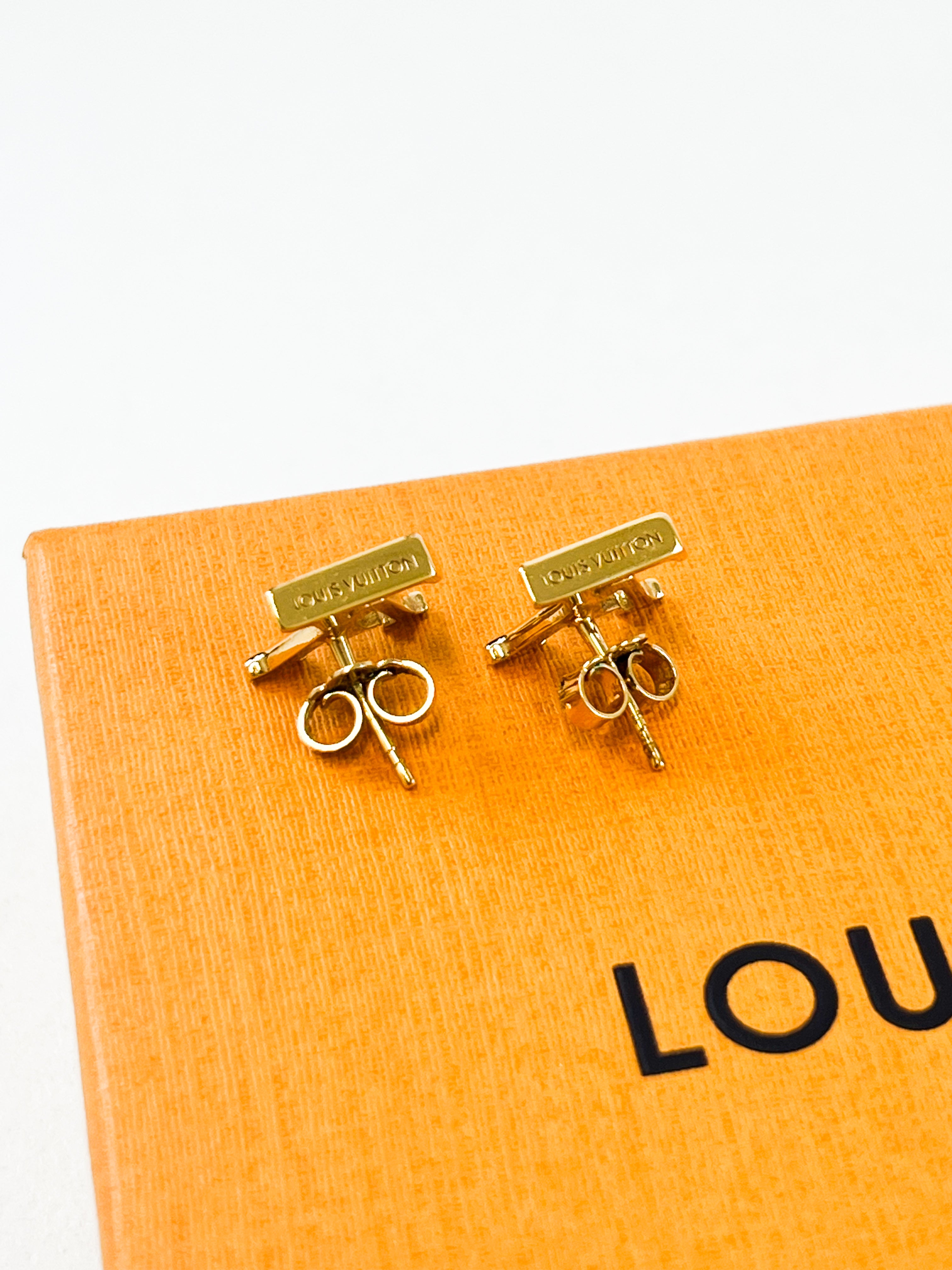 Louis Vuitton Iconic Studs