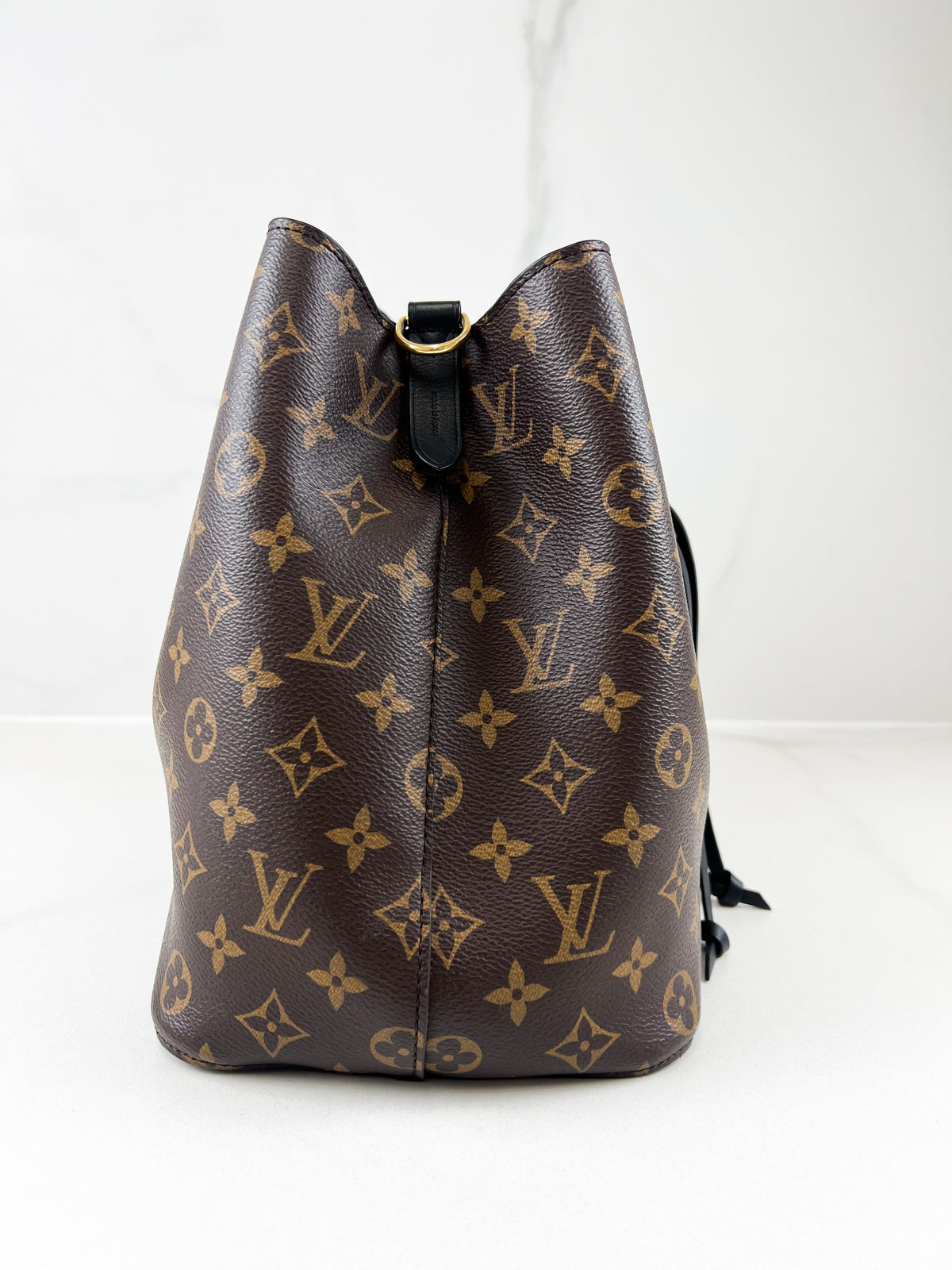 Louis Vuitton Black Neo Noe