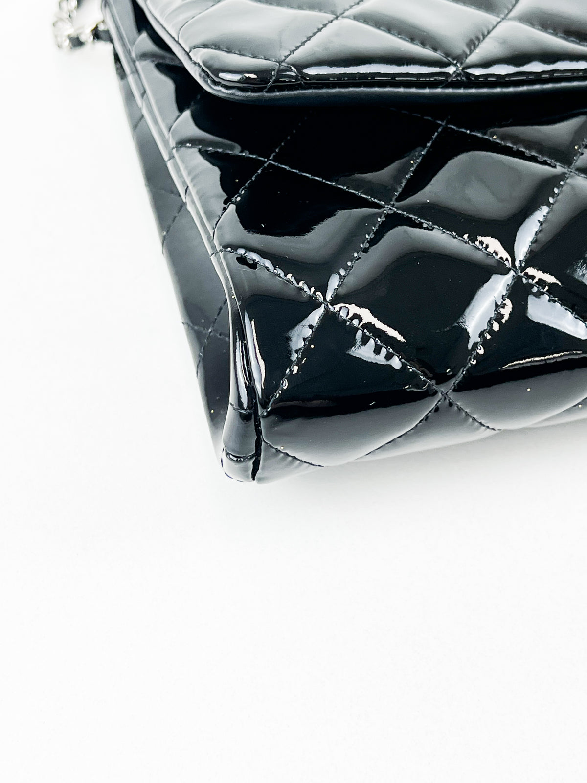 Chanel Black Quilted Patent Leather Clutch-with-Chain SHW