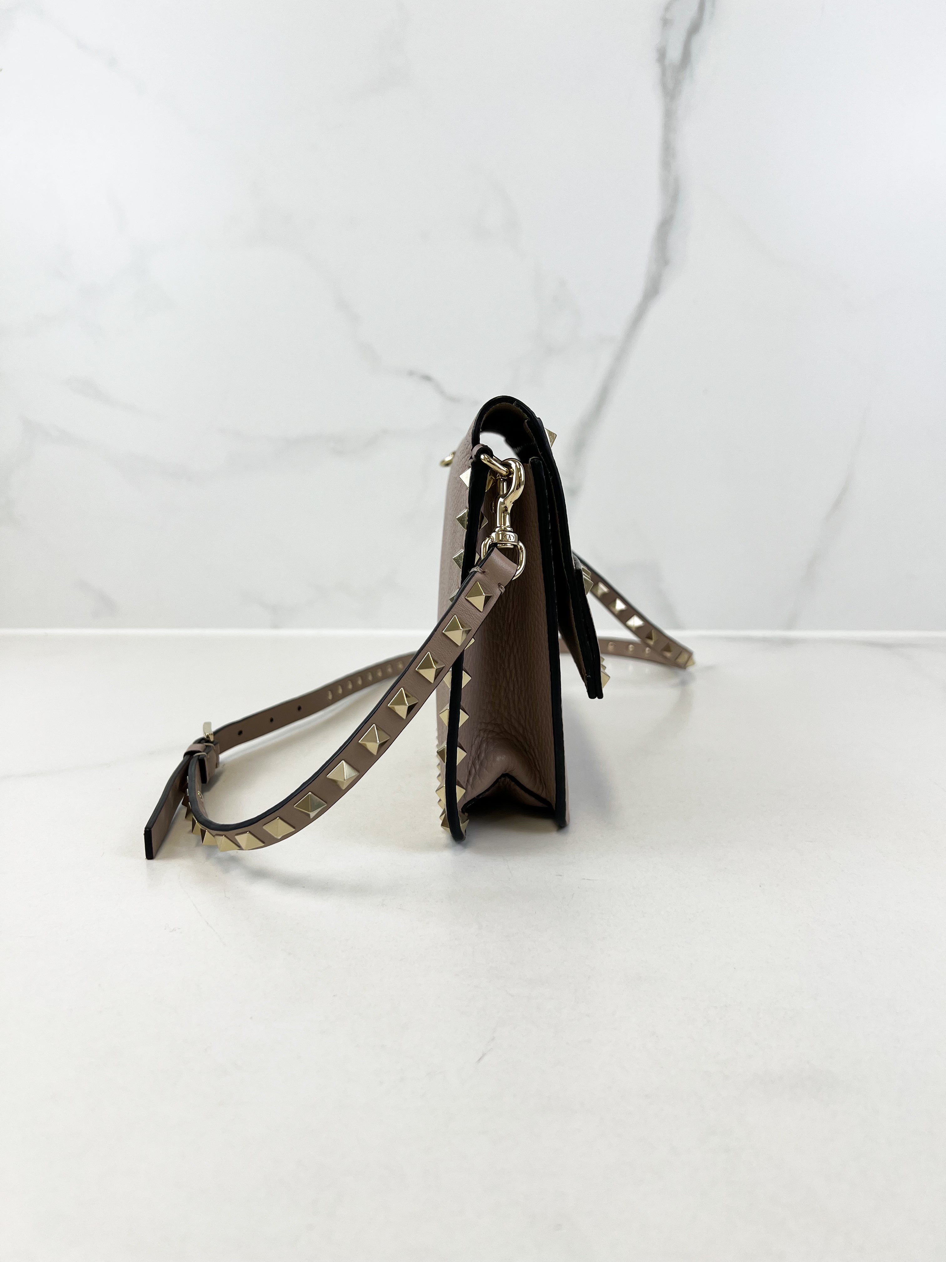 Valentino Garavani Grained Rockstud Shoulder Bag