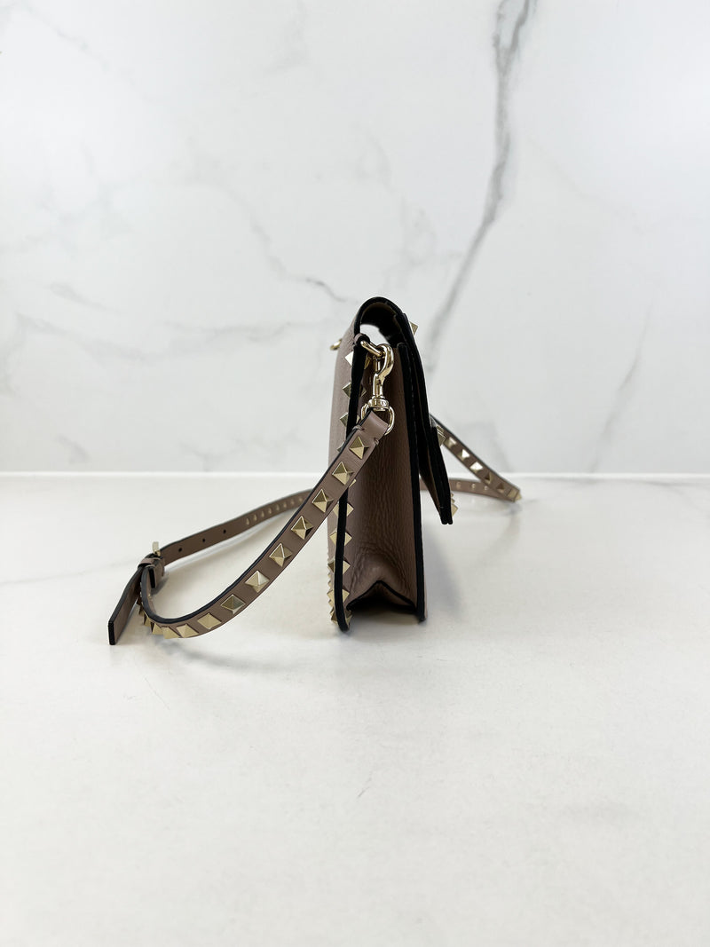 Valentino Garavani Grained Rockstud Shoulder Bag