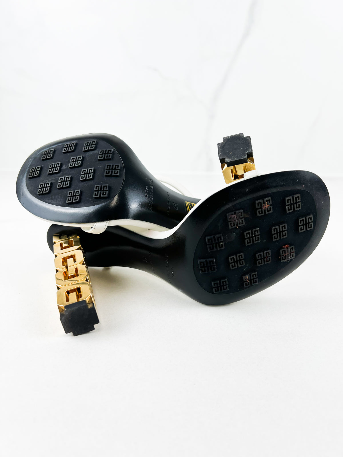 Givenchy G-Cube Ankle Strap Sandal in White/Gold Size 37