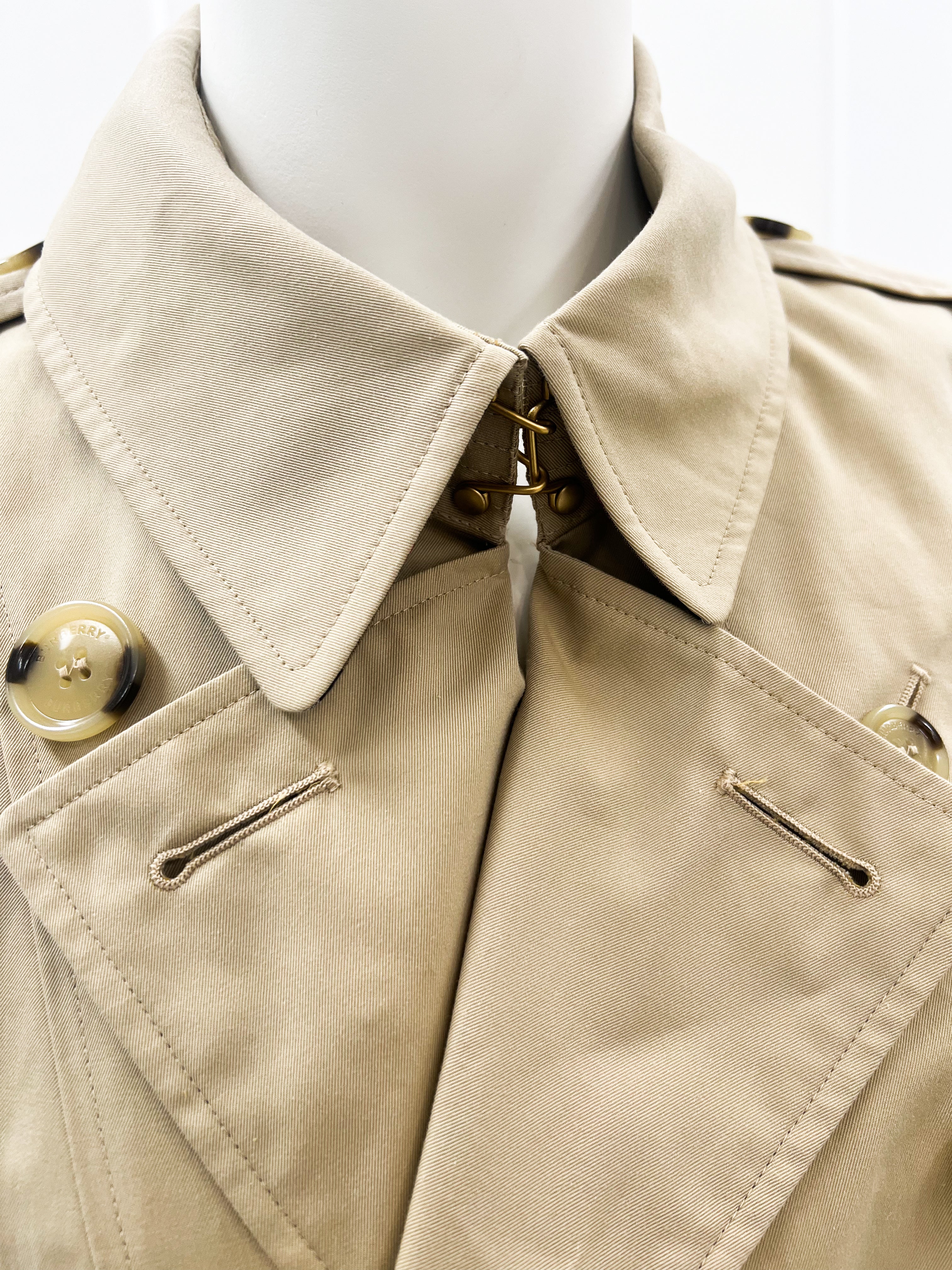 Burberry Chelsea Trench Coat Size 42