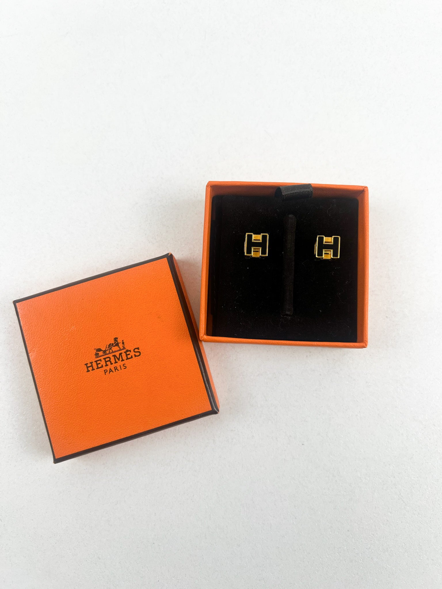 Hermes Cage d'H Earrings in Noir