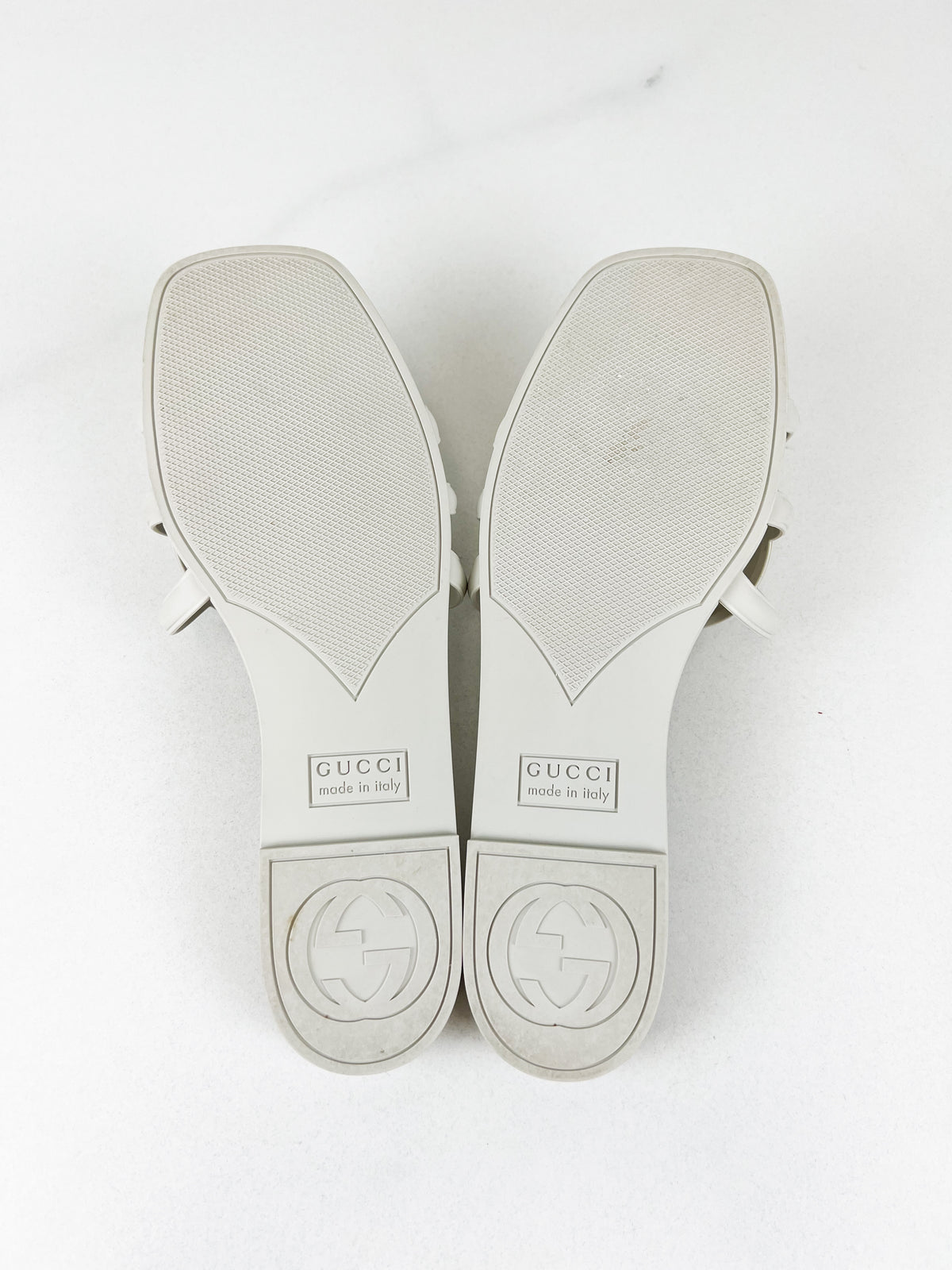 Gucci Interlocking GG Slides Size 37